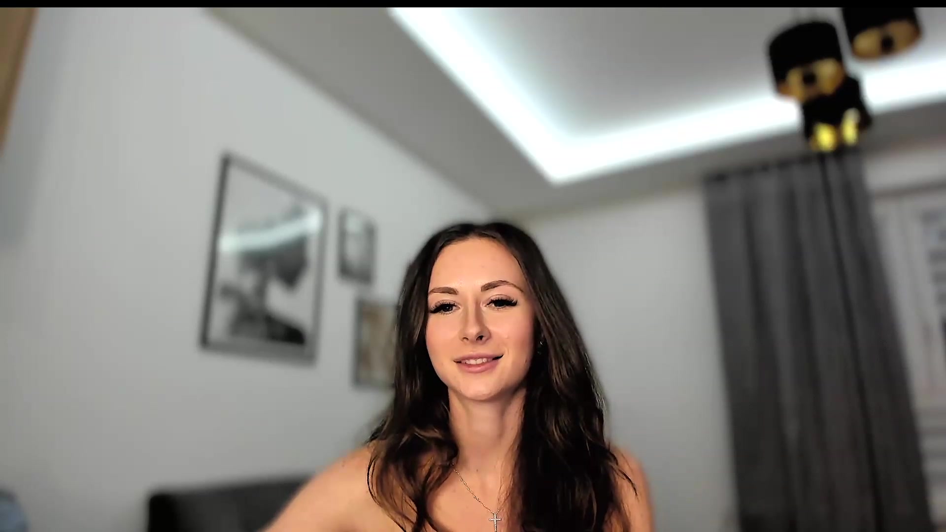 Gallery image thumbnail from Amber_Fry's myfreecams stream on, 11/12/2023, 15:46 image 19 of 20