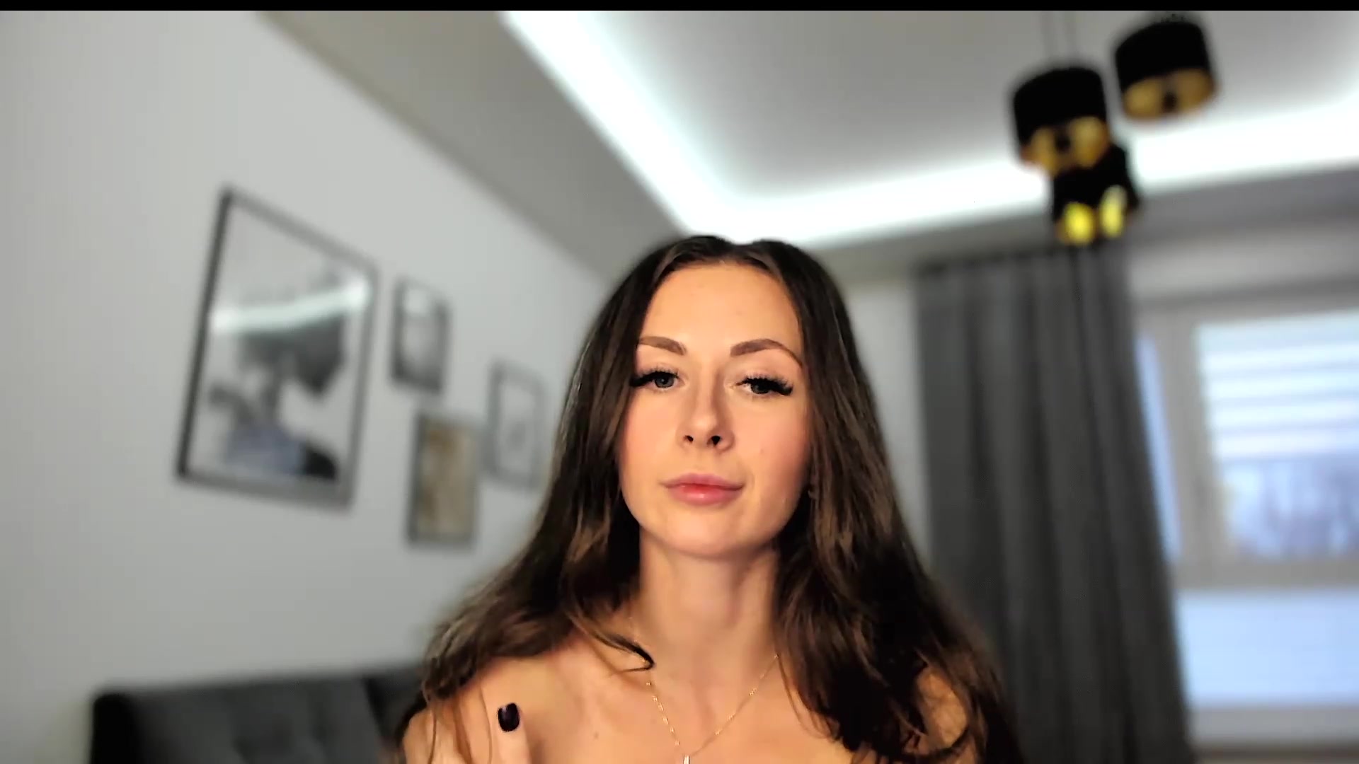 Gallery image thumbnail from Amber_Fry's myfreecams stream on, 11/12/2023, 15:46 image 13 of 20