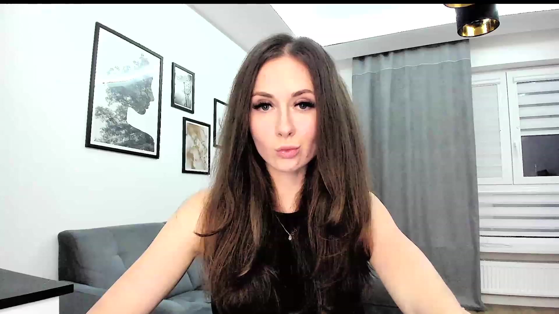 Gallery image thumbnail from Amber_Fry's myfreecams stream on, 11/24/2023, 20:10 image 1 of 20