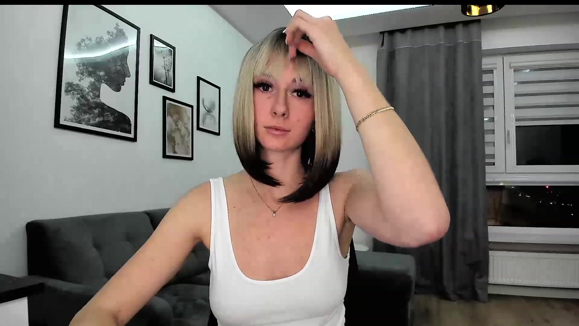 Gallery image thumbnail from Amber_Fry's myfreecams stream on, 11/28/2023, 18:34 image 18 of 20
