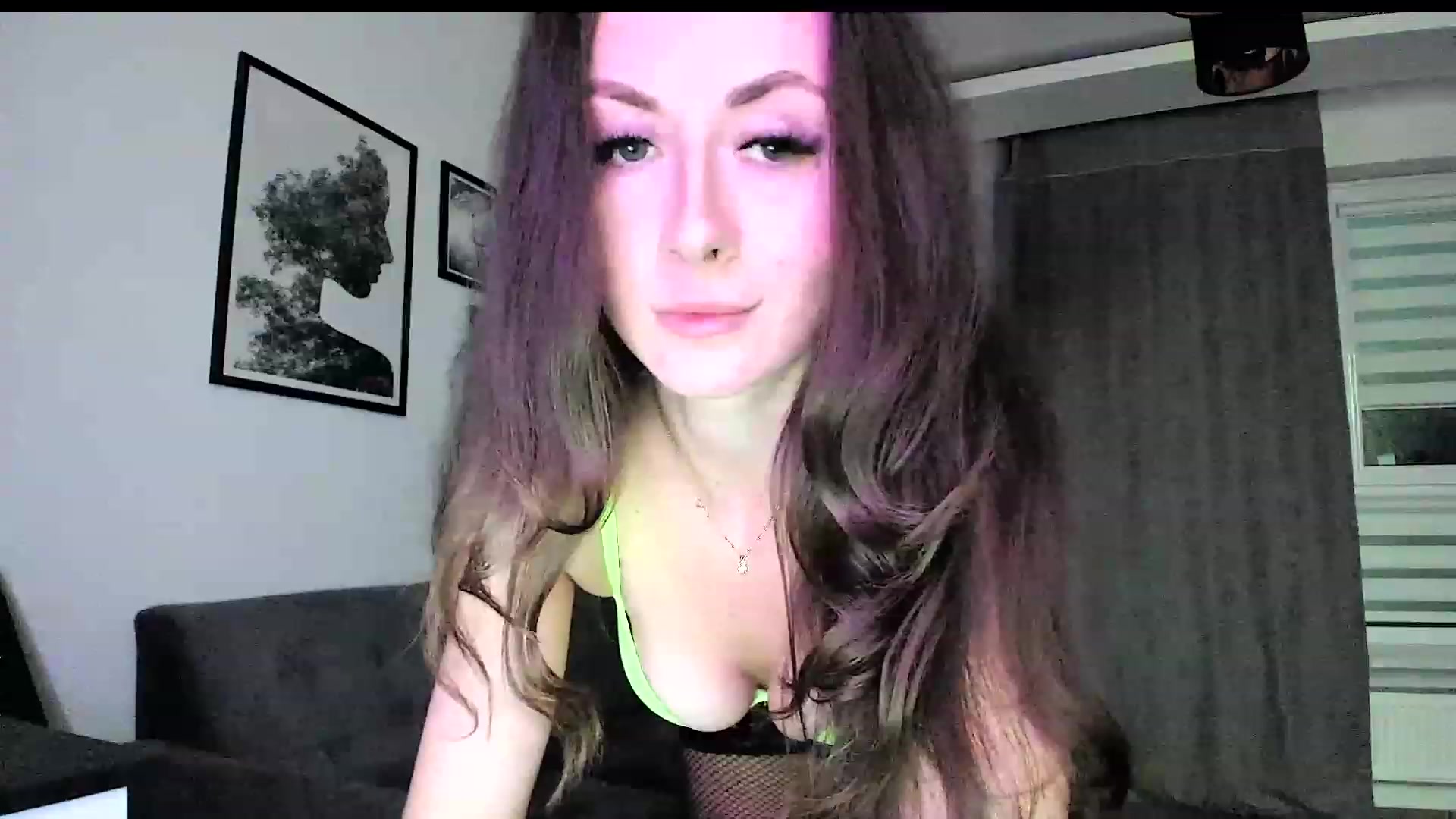 Gallery image thumbnail from Amber_Fry's myfreecams stream on, 11/29/2023, 15:18 image 18 of 20