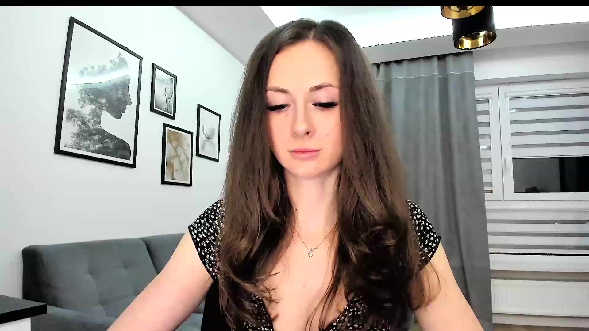 Gallery image thumbnail from Amber_Fry's myfreecams stream on, 12/02/2023, 18:50 image 18 of 20