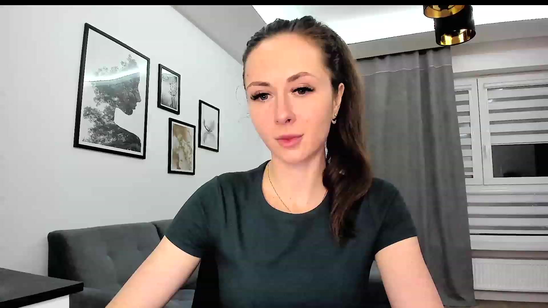 Gallery image thumbnail from Amber_Fry's myfreecams stream on, 12/04/2023, 17:47 image 12 of 20
