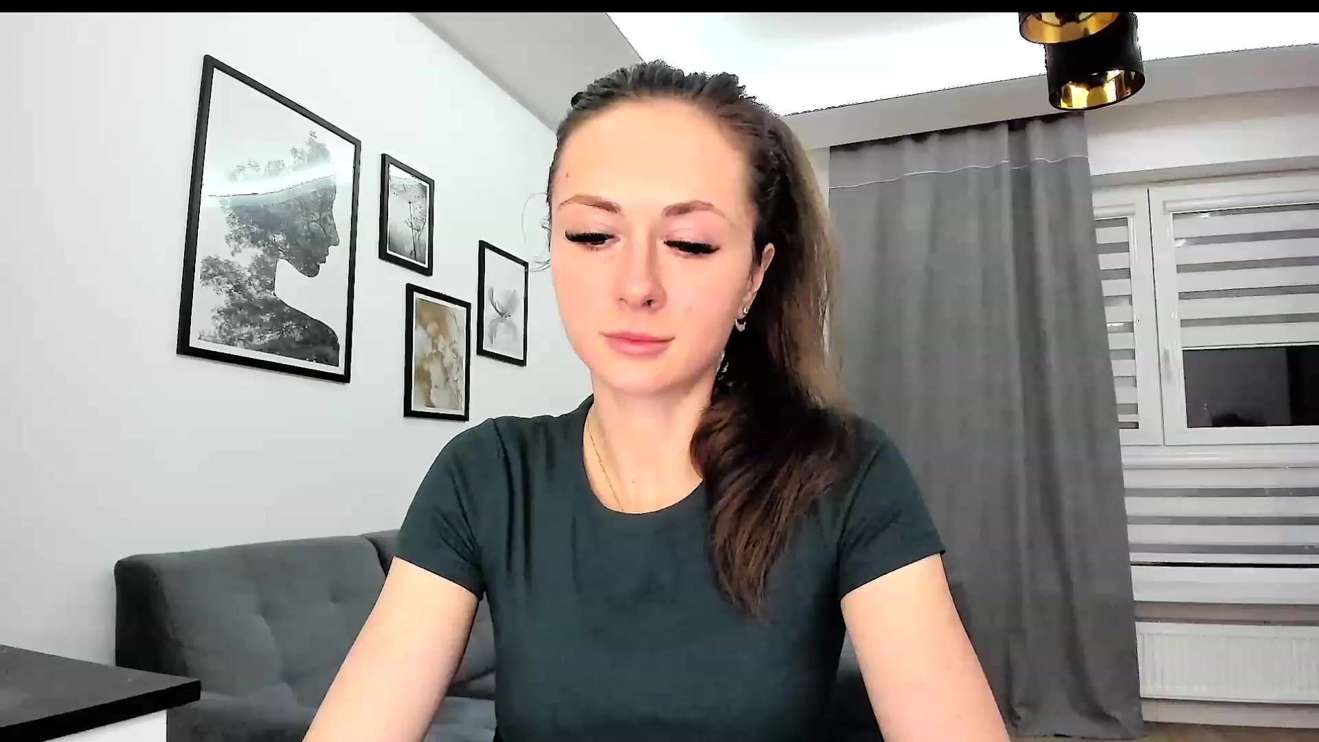 Gallery image thumbnail from Amber_Fry's myfreecams stream on, 12/04/2023, 17:47 image 18 of 20