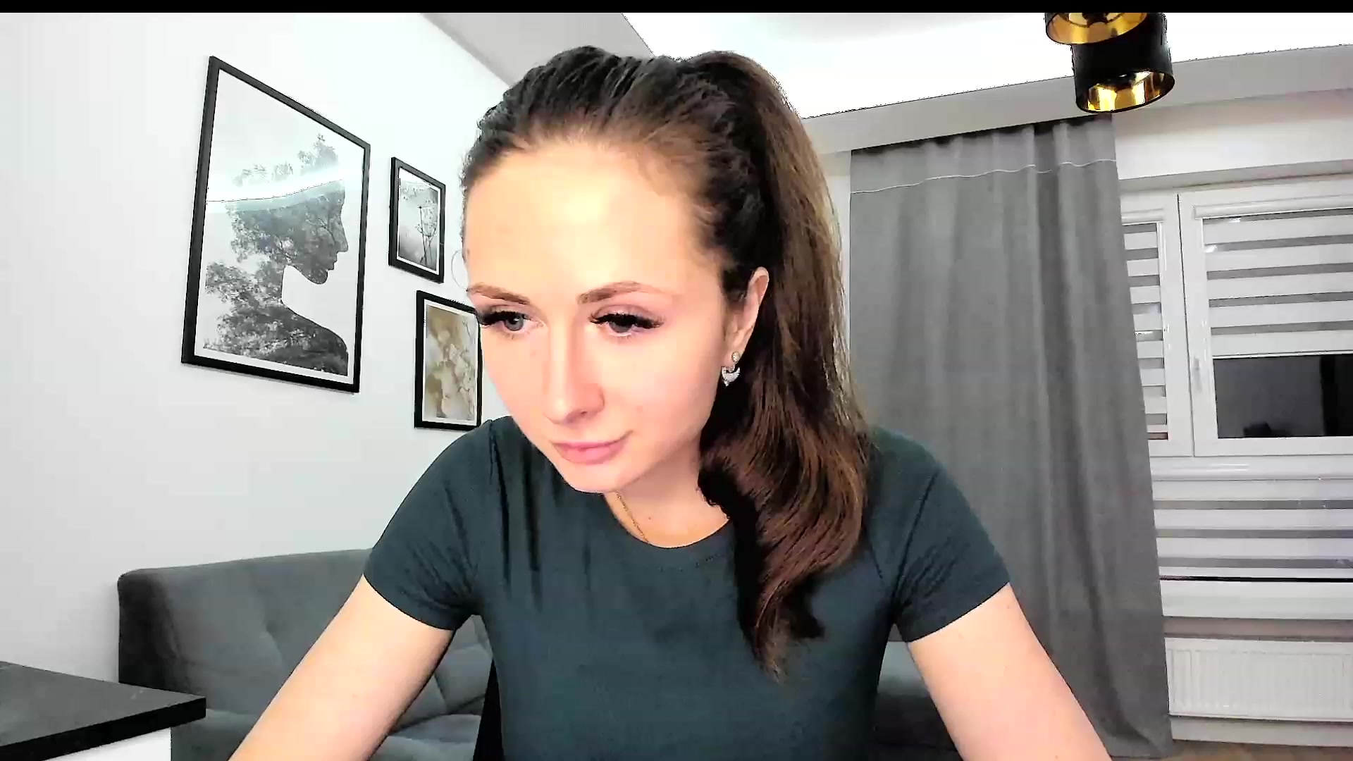 Gallery image thumbnail from Amber_Fry's myfreecams stream on, 12/04/2023, 17:47 image 11 of 20