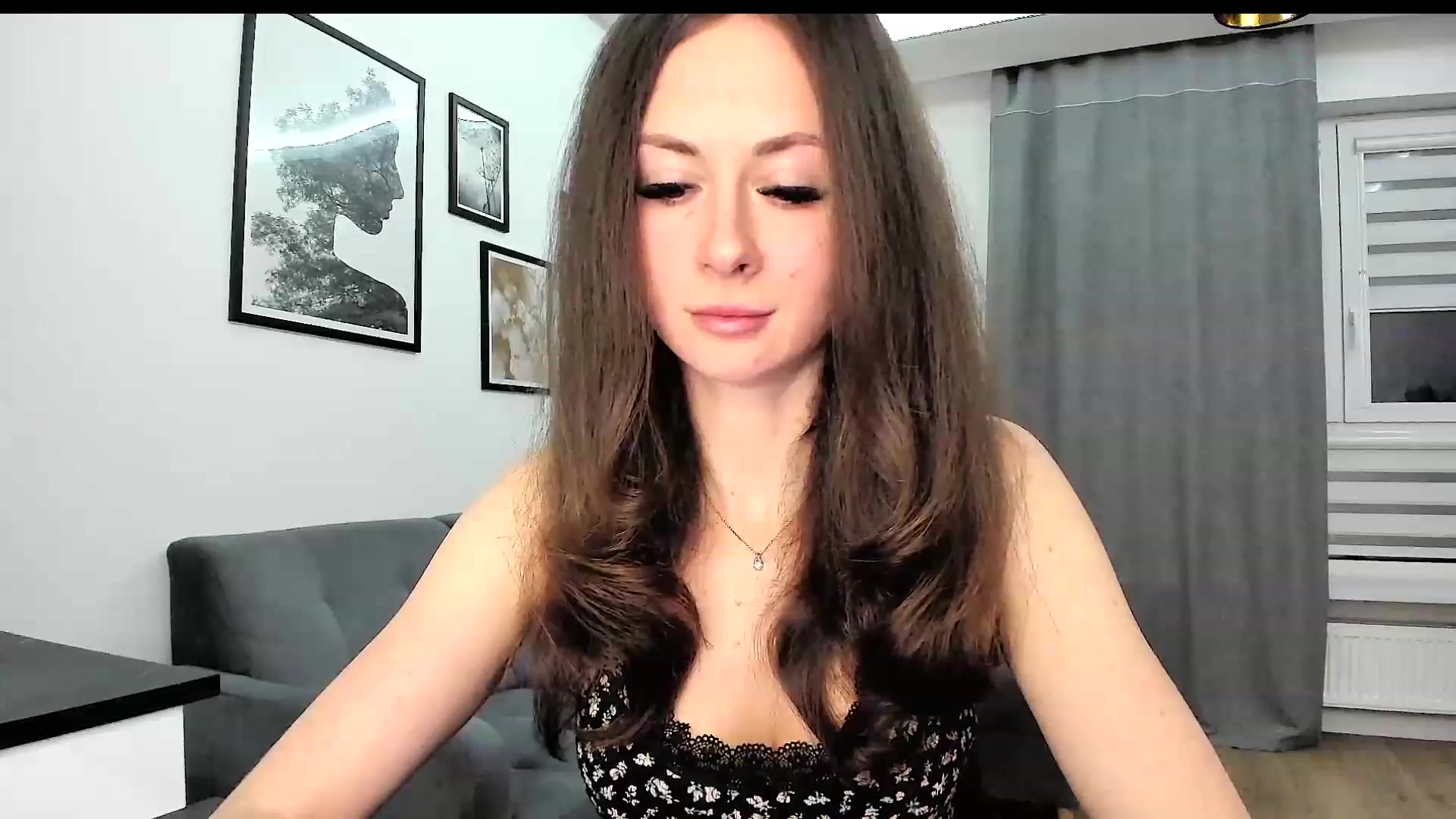 Gallery image thumbnail from Amber_Fry's myfreecams stream on, 12/06/2023, 16:46 image 8 of 20