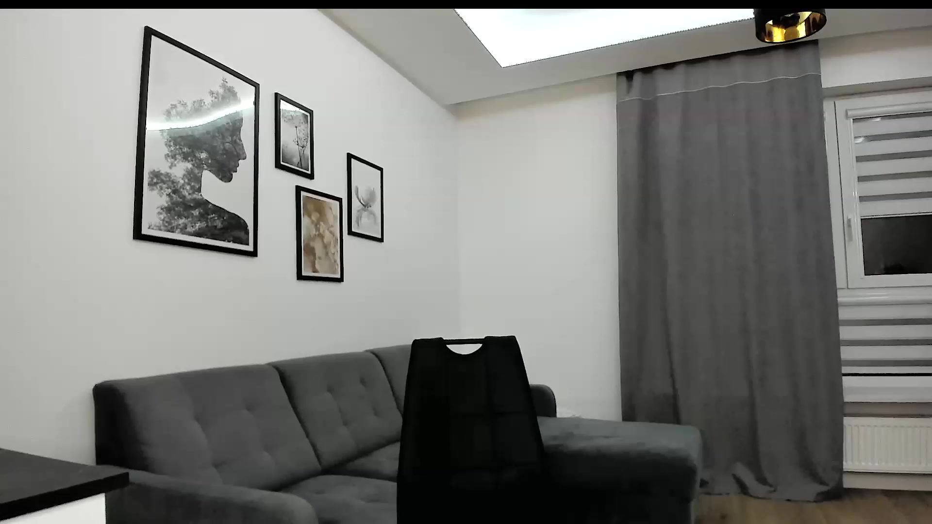 Gallery image thumbnail from Amber_Fry's myfreecams stream on, 12/06/2023, 19:01 image 10 of 20