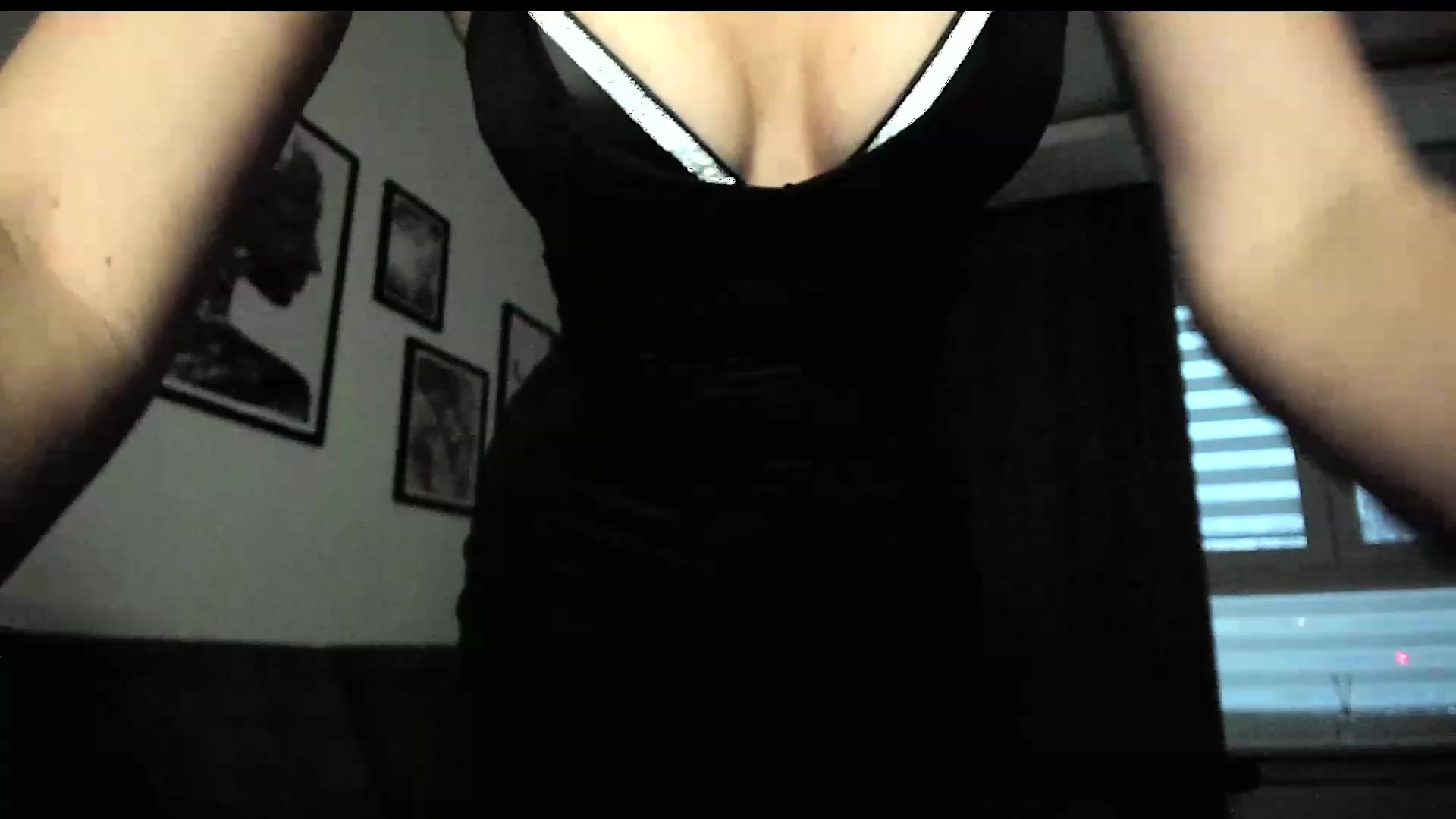 Gallery image thumbnail from Amber_Fry's myfreecams stream on, 12/10/2023, 14:58 image 9 of 20