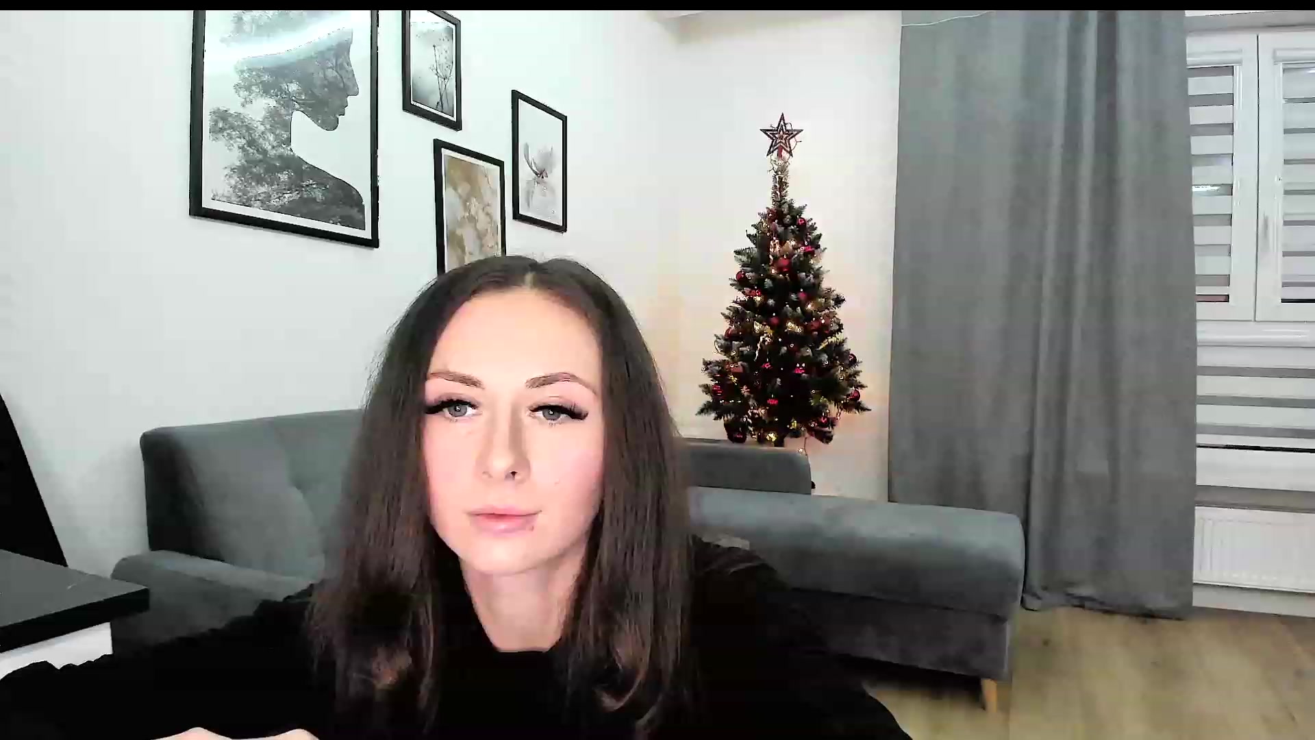 Gallery image thumbnail from Amber_Fry's myfreecams stream on, 12/11/2023, 16:27 image 10 of 20