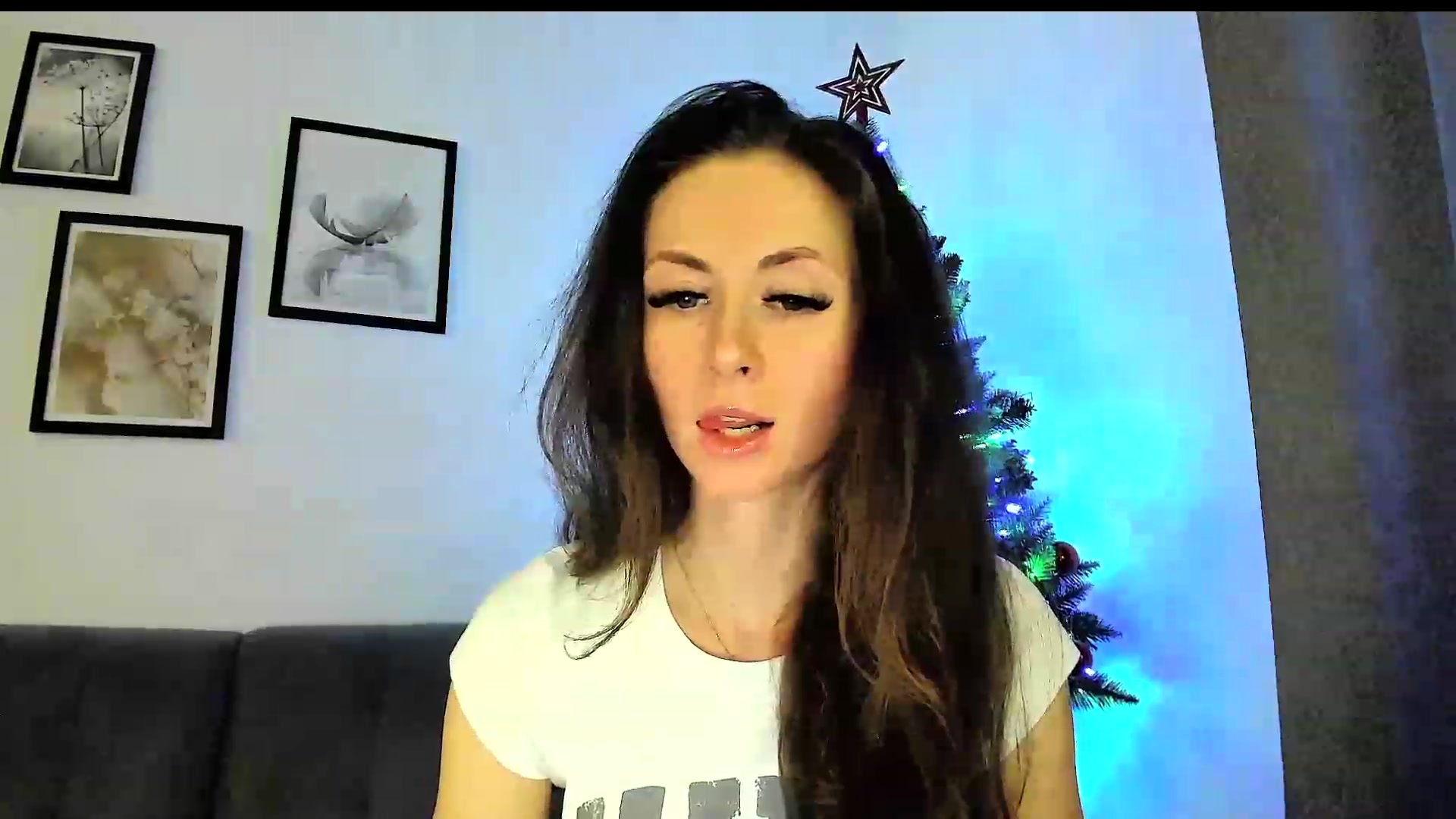 Gallery image thumbnail from Amber_Fry's myfreecams stream on, 12/14/2023, 19:02 image 8 of 20