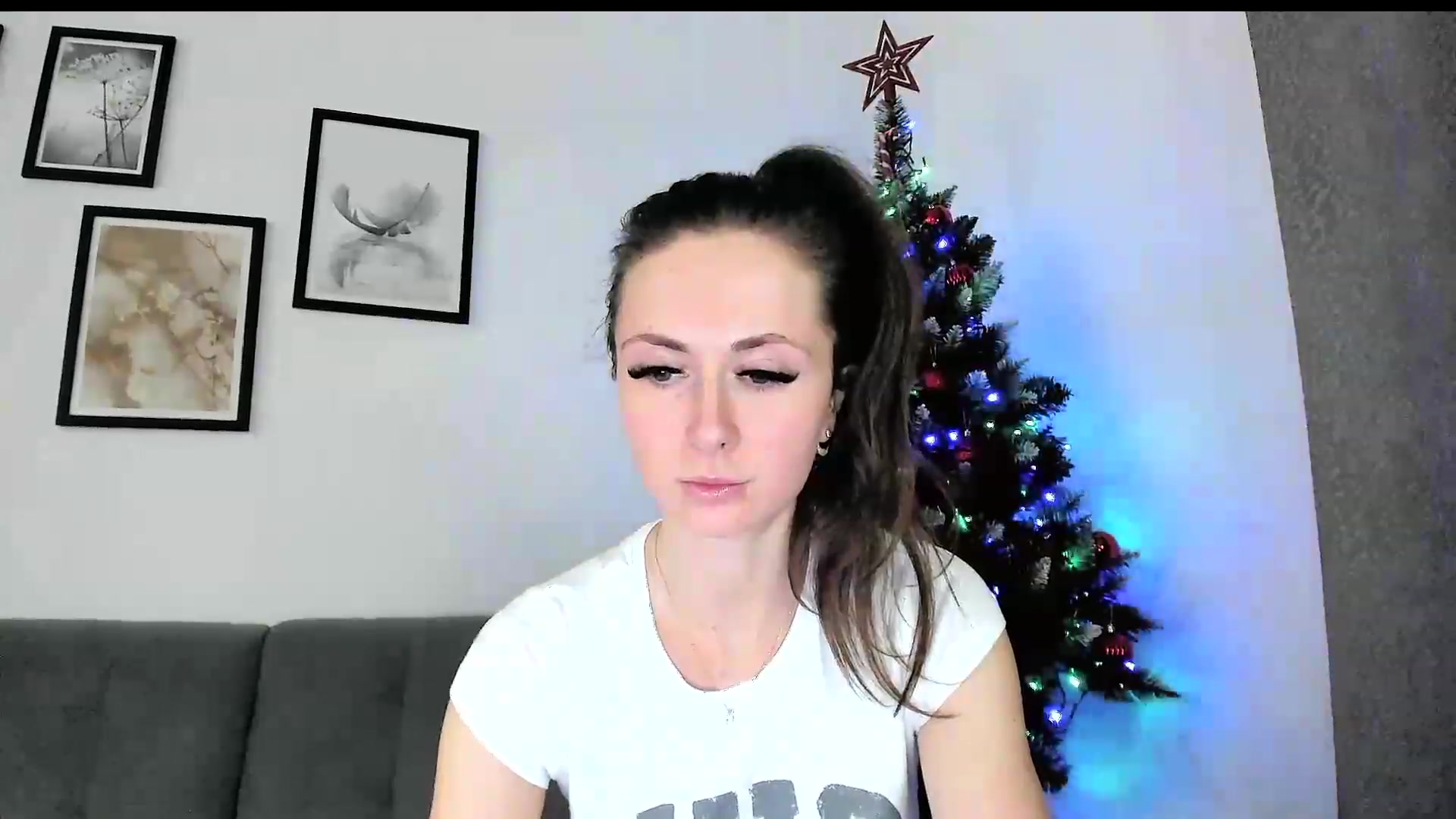 Gallery image thumbnail from Amber_Fry's myfreecams stream on, 12/14/2023, 19:02 image 4 of 20