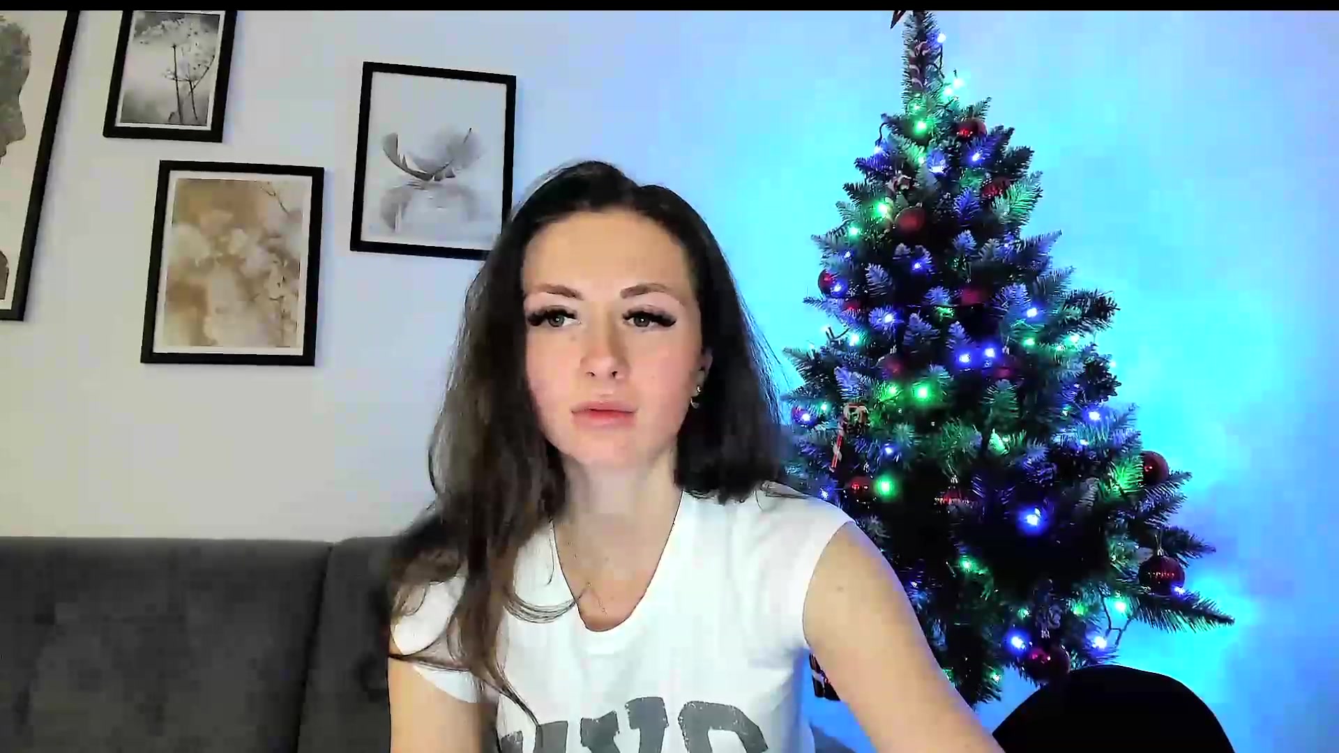 Gallery image thumbnail from Amber_Fry's myfreecams stream on, 12/14/2023, 19:02 image 17 of 20