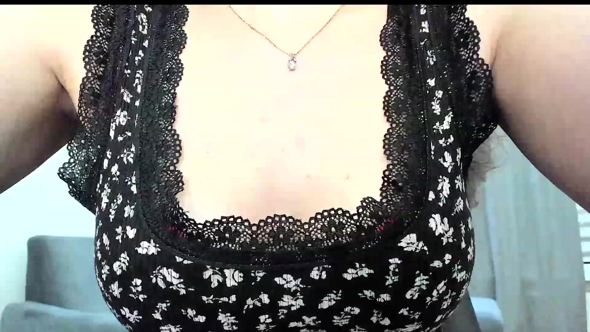 Gallery image thumbnail from Amber_Fry's myfreecams stream on, 12/16/2023, 15:10 image 19 of 20