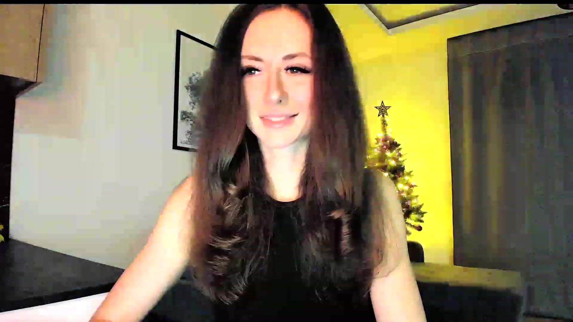 Gallery image thumbnail from Amber_Fry's myfreecams stream on, 12/19/2023, 14:48 image 16 of 20