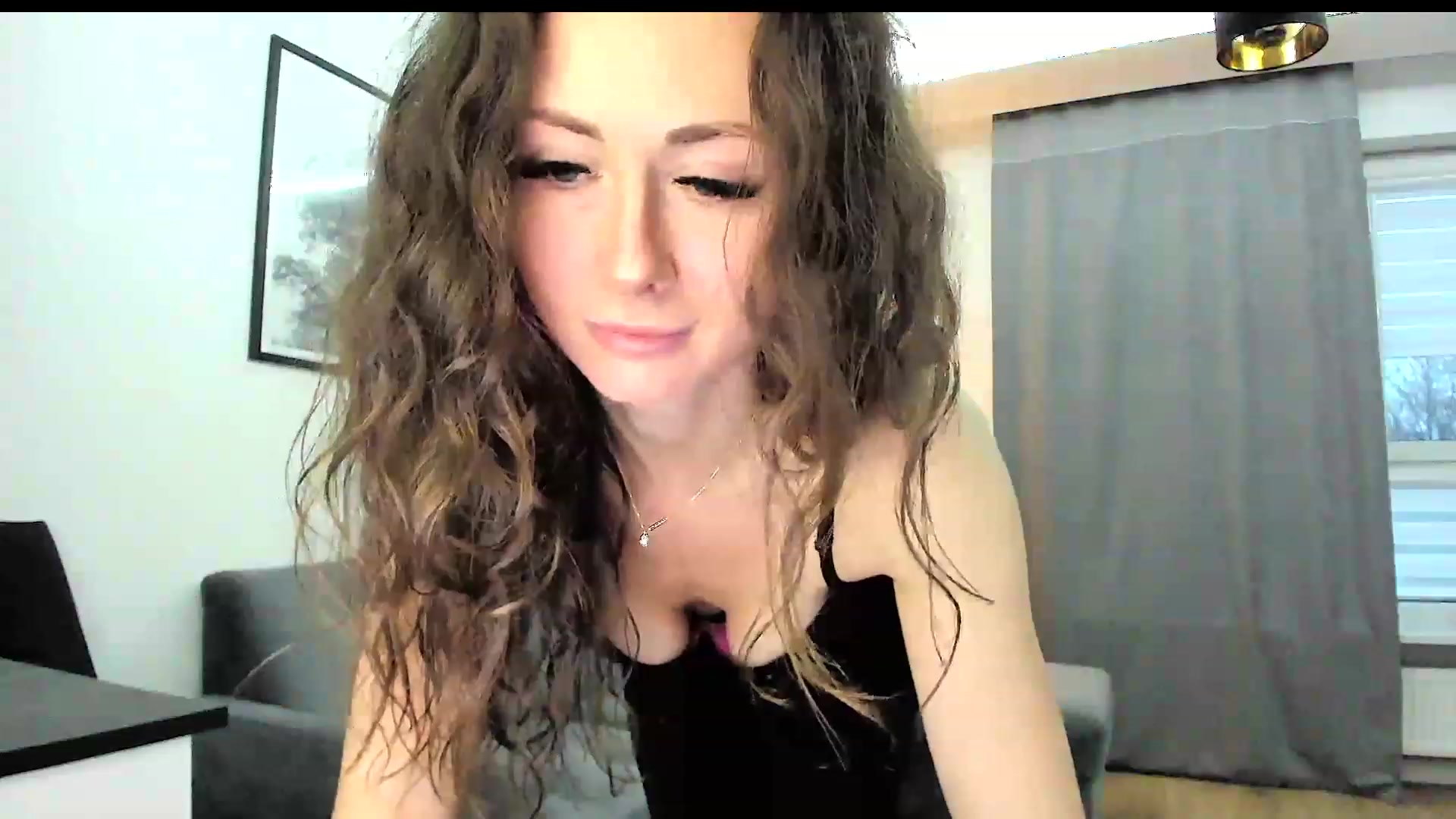 Gallery image thumbnail from Amber_Fry's myfreecams stream on, 12/21/2023, 14:51 image 13 of 20
