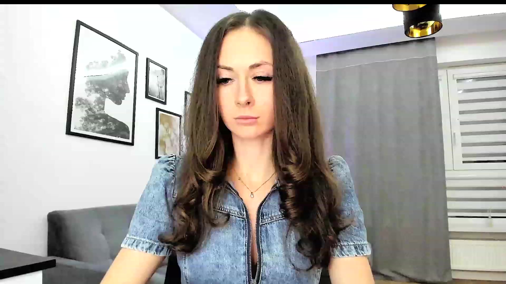 Gallery image thumbnail from Amber_Fry's myfreecams stream on, 12/23/2023, 16:35 image 7 of 20
