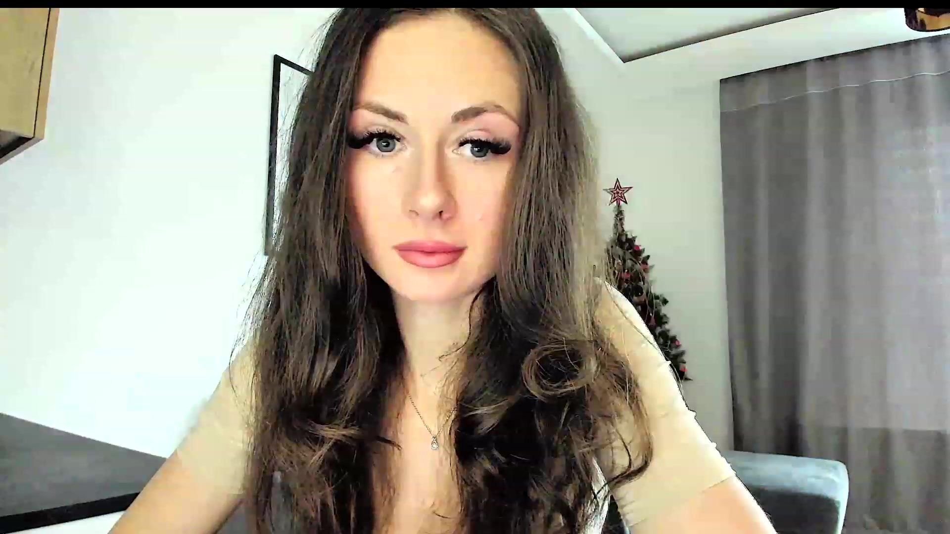 Gallery image thumbnail from Amber_Fry's myfreecams stream on, 12/24/2023, 13:47 image 5 of 20