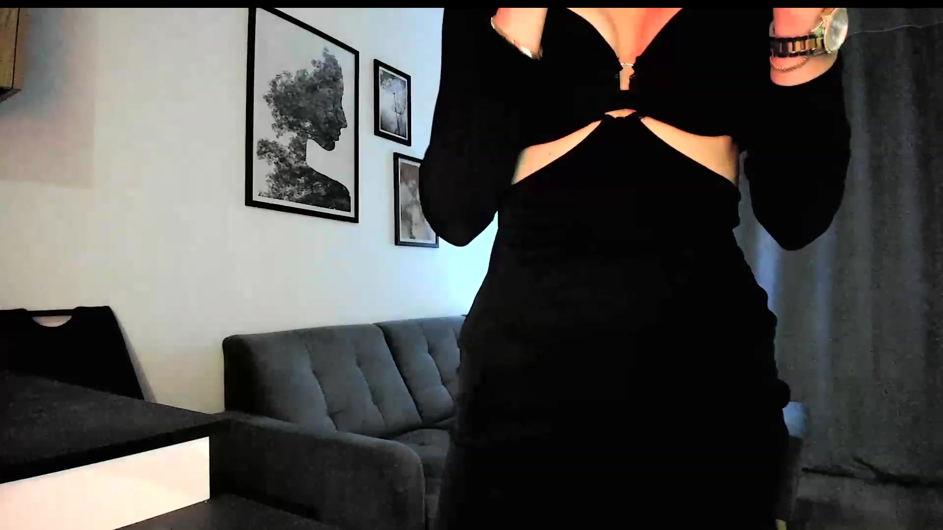 Gallery image thumbnail from Amber_Fry's myfreecams stream on, 12/25/2023, 21:01 image 6 of 20