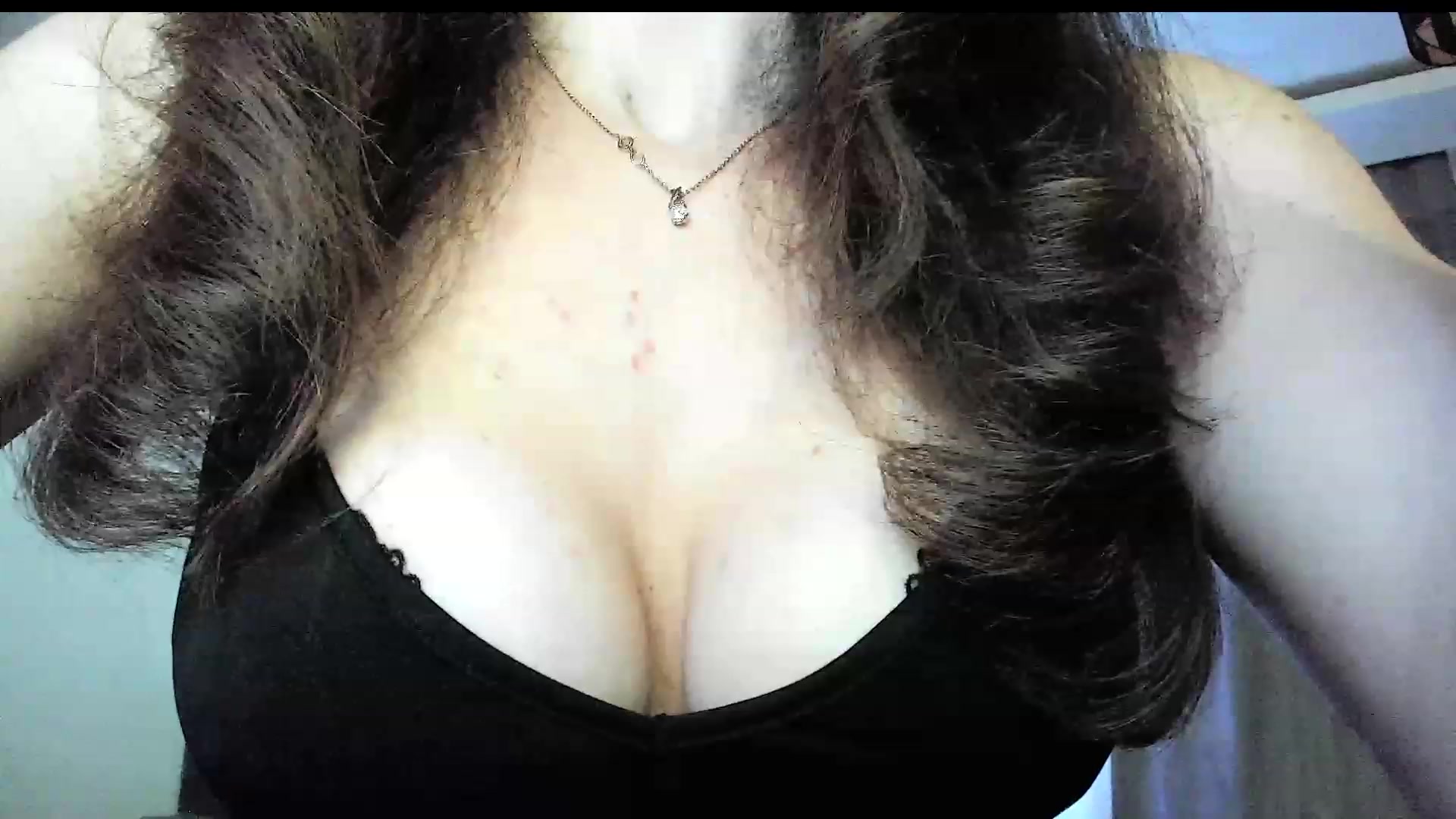 Gallery image thumbnail from Amber_Fry's myfreecams stream on, 12/26/2023, 16:57 image 18 of 20