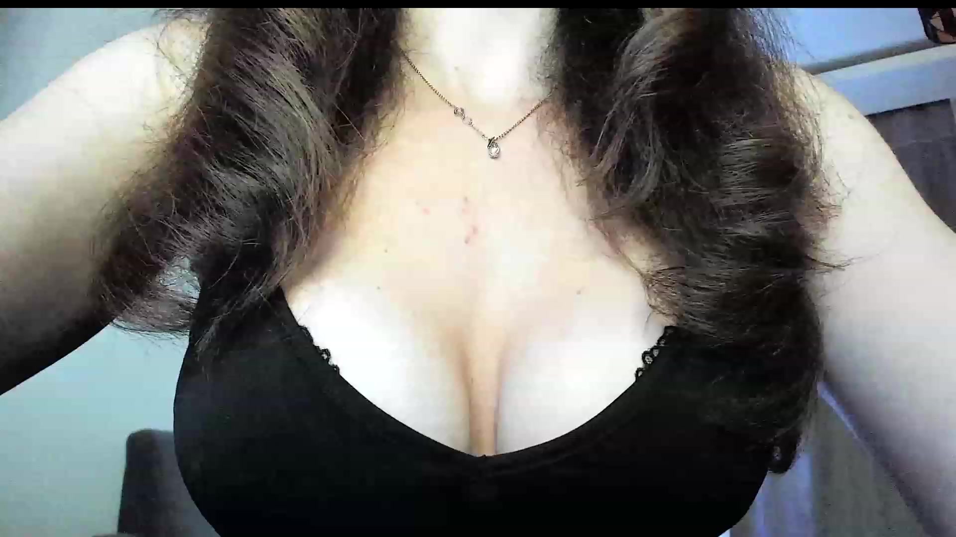 Gallery image thumbnail from Amber_Fry's myfreecams stream on, 12/26/2023, 16:57 image 17 of 20