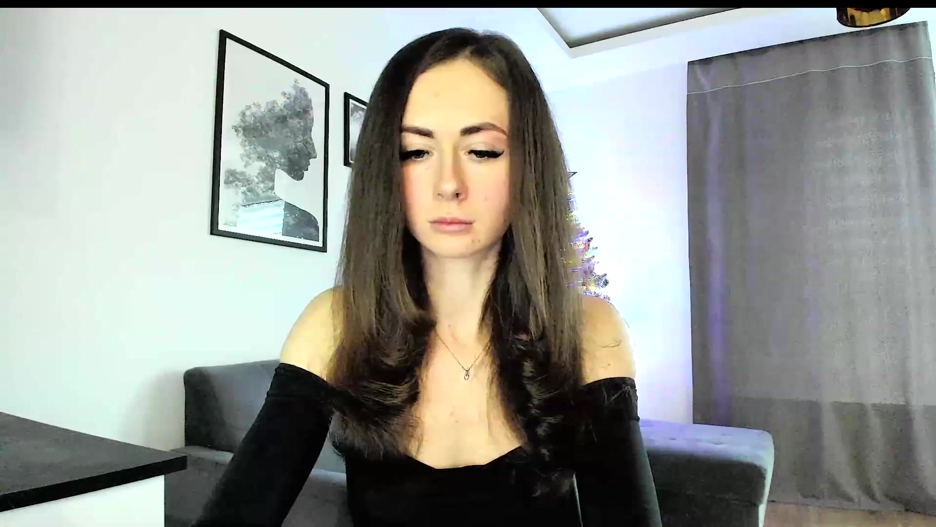 Gallery image thumbnail from Amber_Fry's myfreecams stream on, 12/29/2023, 14:06 image 11 of 20