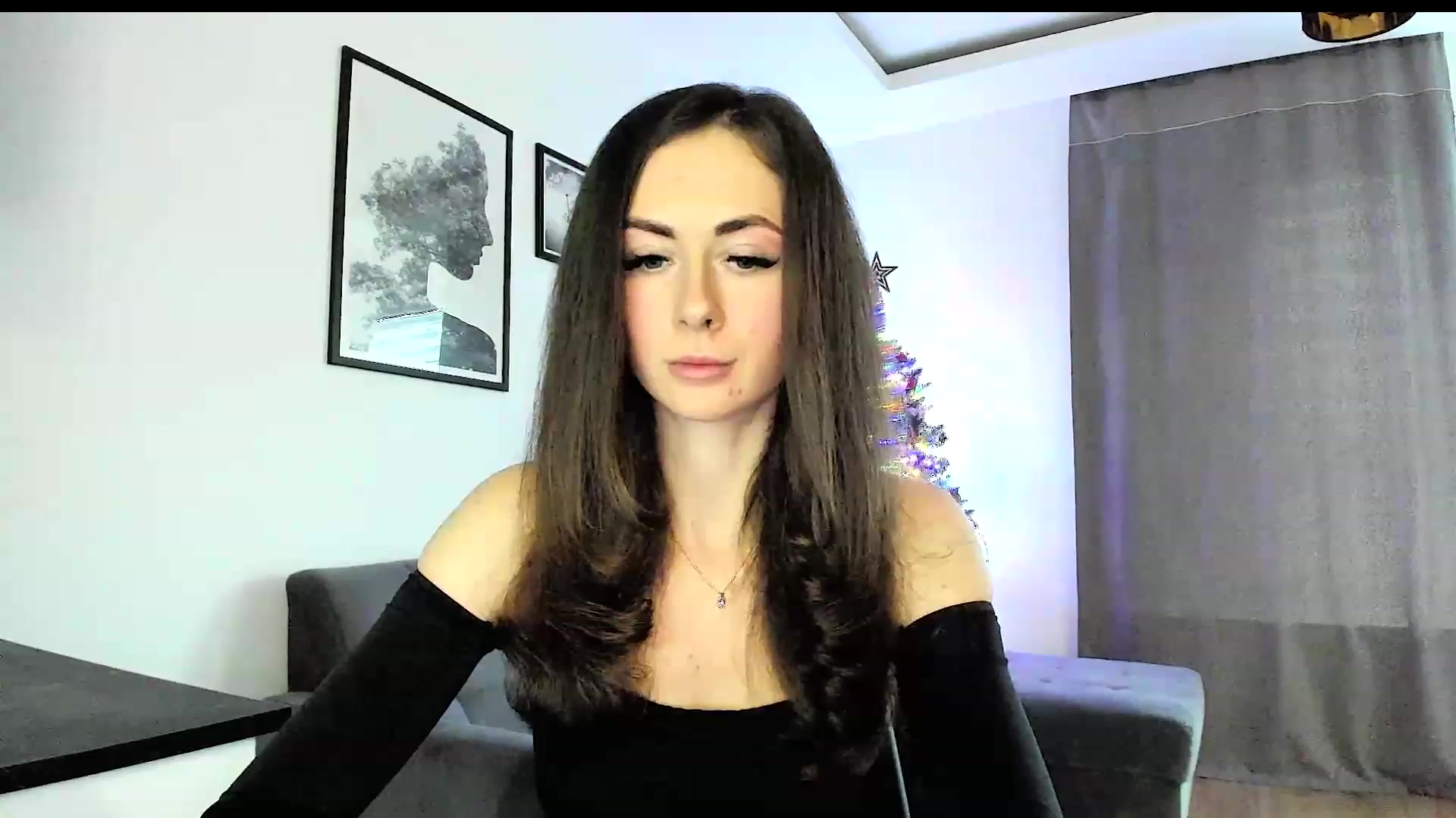 Gallery image thumbnail from Amber_Fry's myfreecams stream on, 12/29/2023, 14:06 image 15 of 20