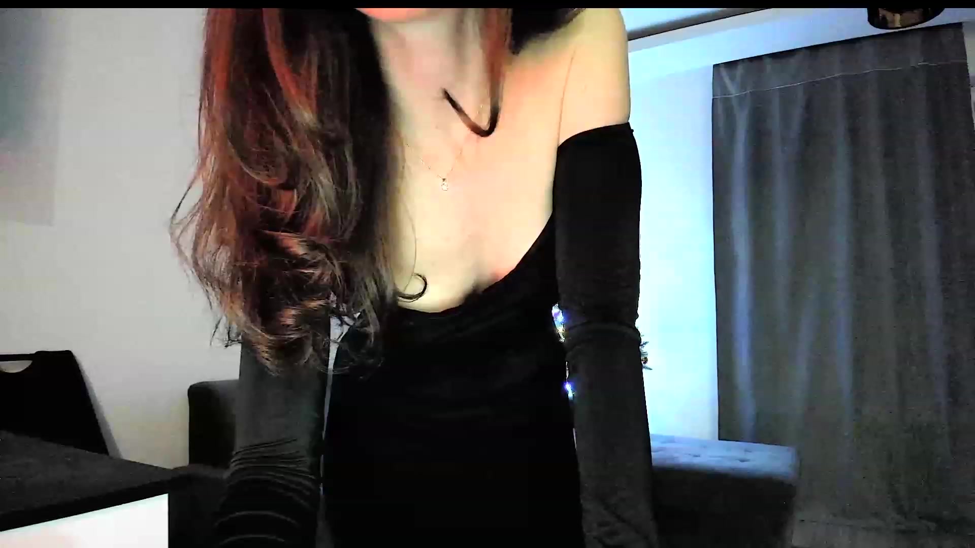 Gallery image thumbnail from Amber_Fry's myfreecams stream on, 12/29/2023, 15:35 image 7 of 20