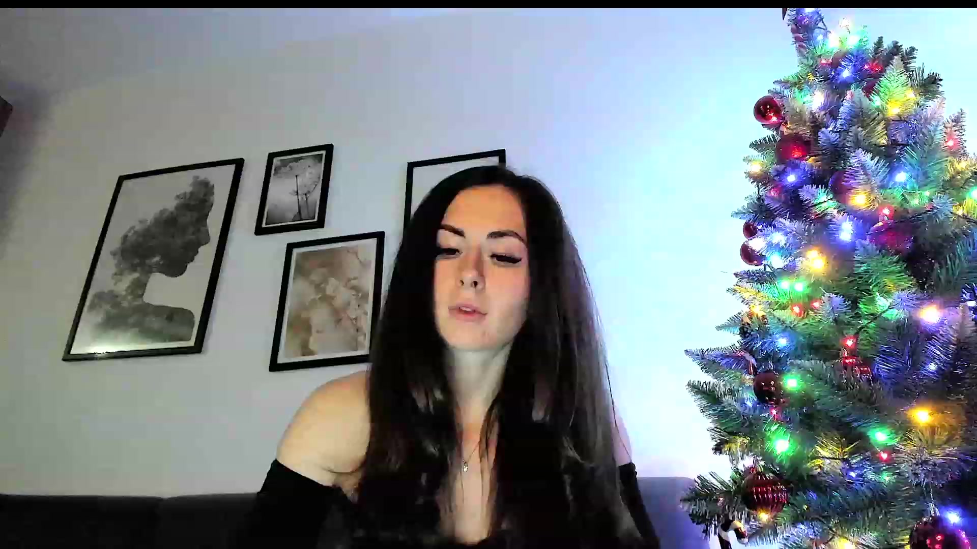 Gallery image thumbnail from Amber_Fry's myfreecams stream on, 12/29/2023, 17:44 image 18 of 20