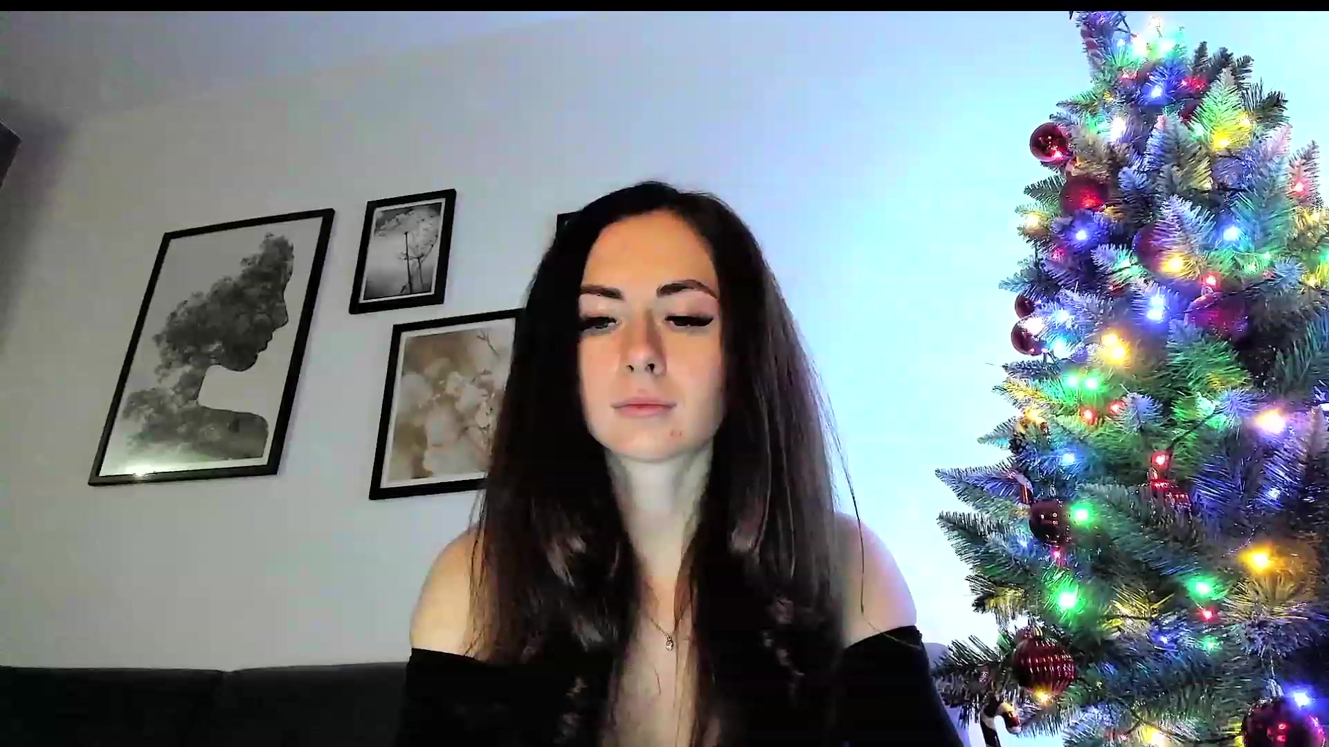 Gallery image thumbnail from Amber_Fry's myfreecams stream on, 12/29/2023, 17:44 image 6 of 20