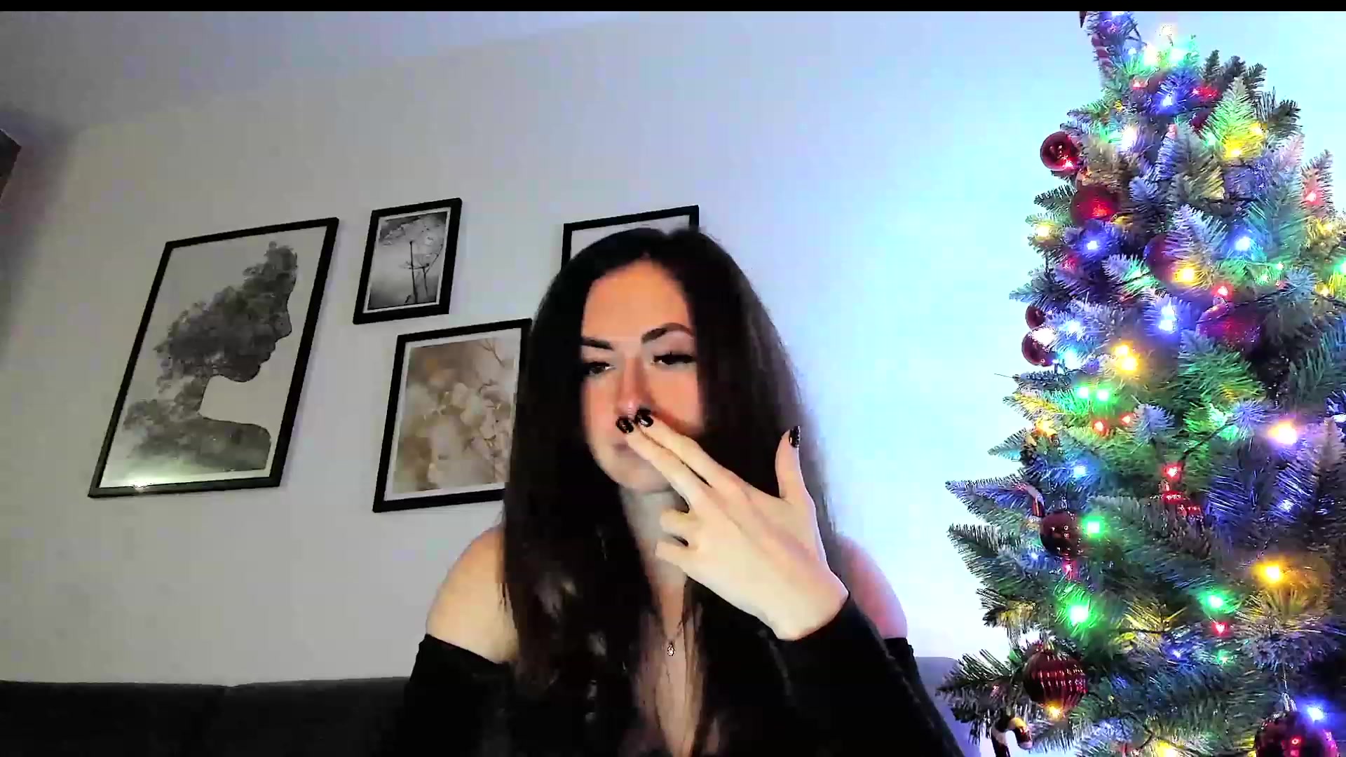 Gallery image thumbnail from Amber_Fry's myfreecams stream on, 12/29/2023, 17:44 image 16 of 20