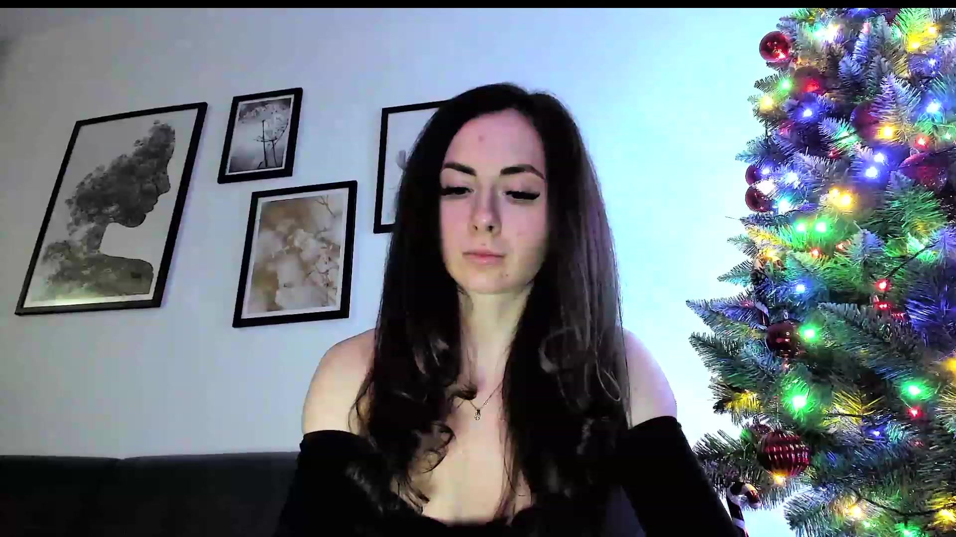 Gallery image thumbnail from Amber_Fry's myfreecams stream on, 12/29/2023, 19:10 image 19 of 20