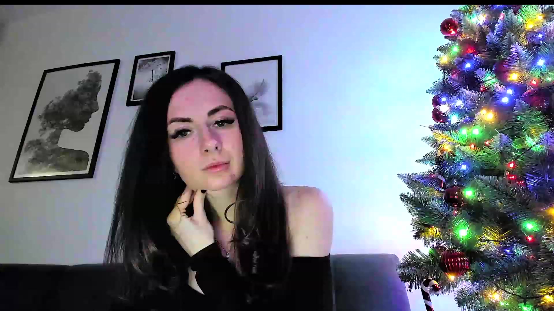 Gallery image thumbnail from Amber_Fry's myfreecams stream on, 12/29/2023, 19:10 image 20 of 20
