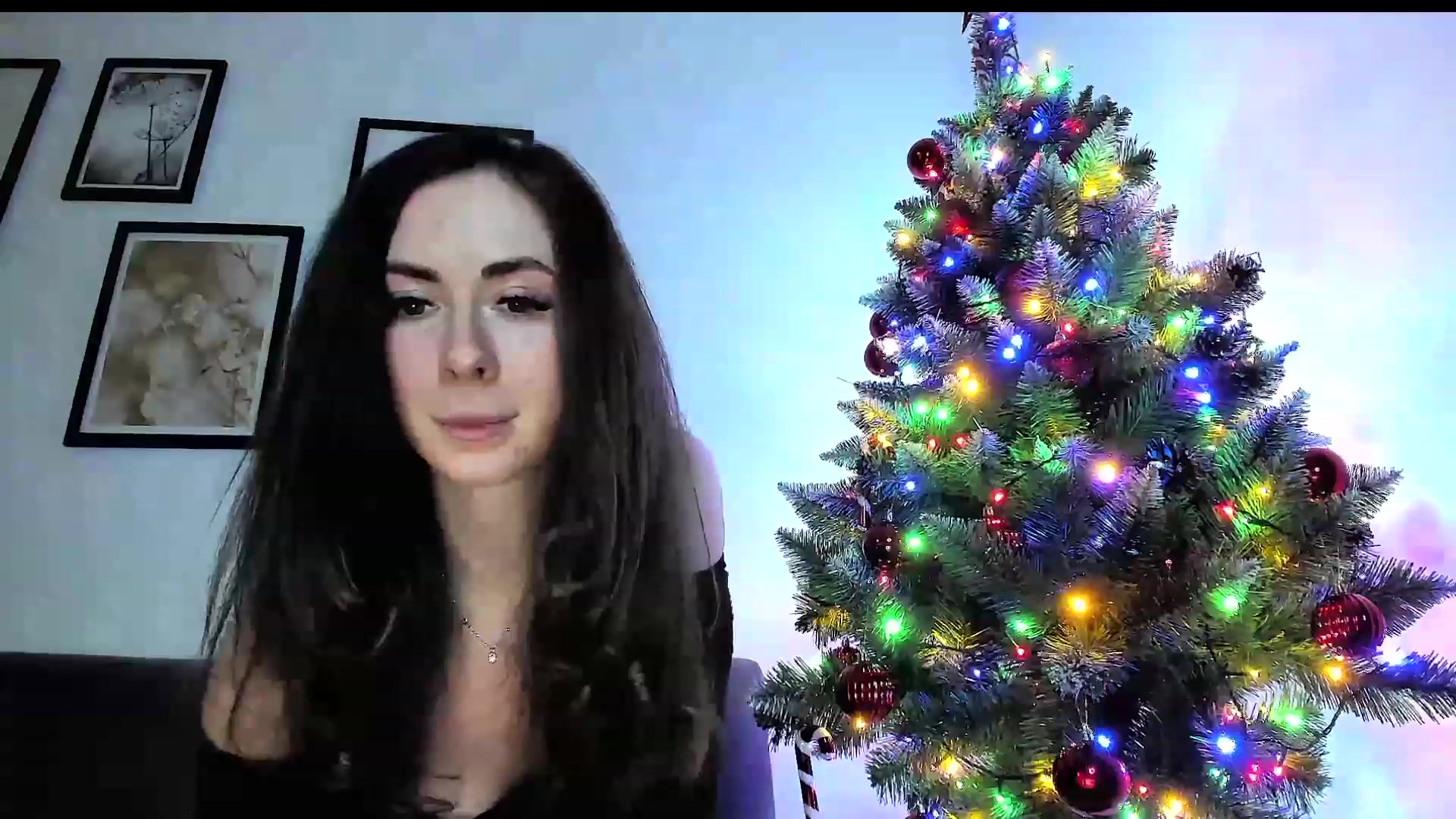 Gallery image thumbnail from Amber_Fry's myfreecams stream on, 12/29/2023, 19:10 image 12 of 20