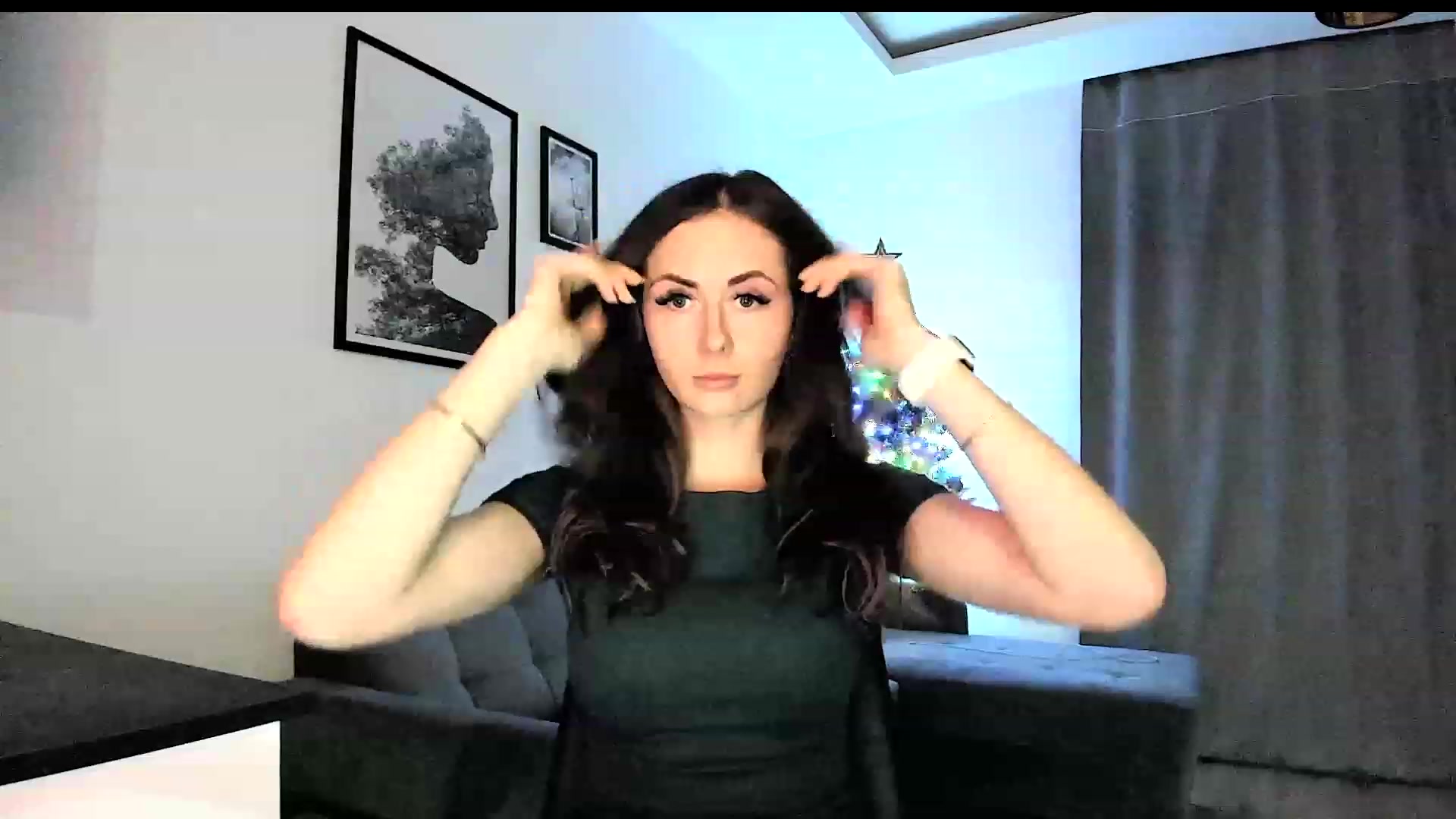 Gallery image thumbnail from Amber_Fry's myfreecams stream on, 12/30/2023, 17:03 image 8 of 20