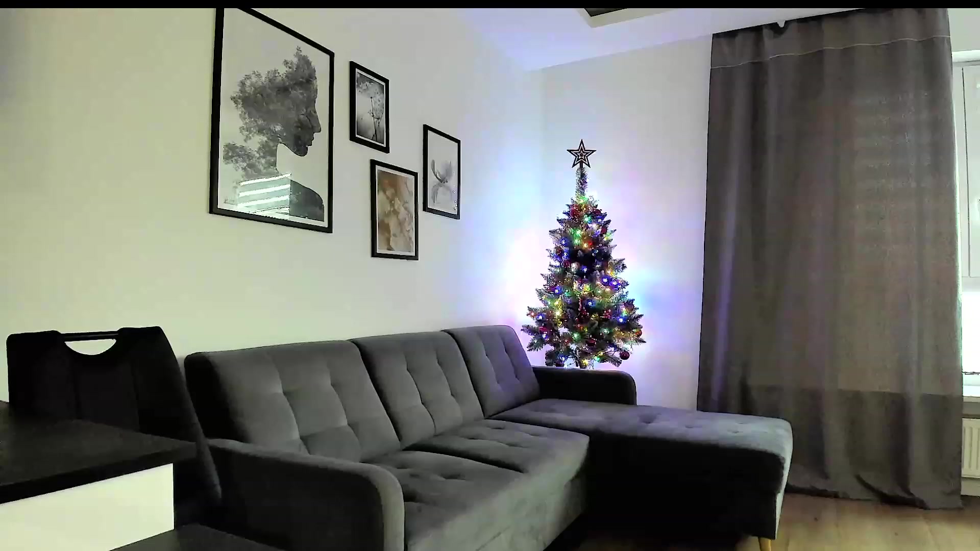 Gallery image thumbnail from Amber_Fry's myfreecams stream on, 12/31/2023, 14:21 image 5 of 20