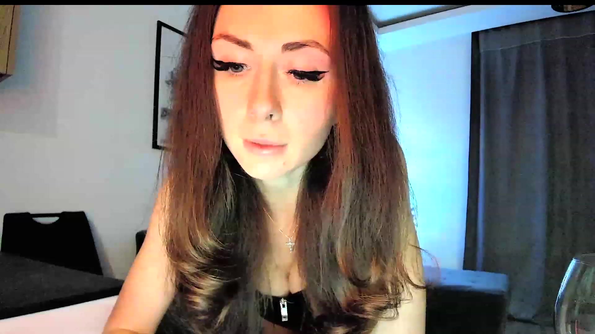 Gallery image thumbnail from Amber_Fry's myfreecams stream on, 12/31/2023, 19:18 image 12 of 20