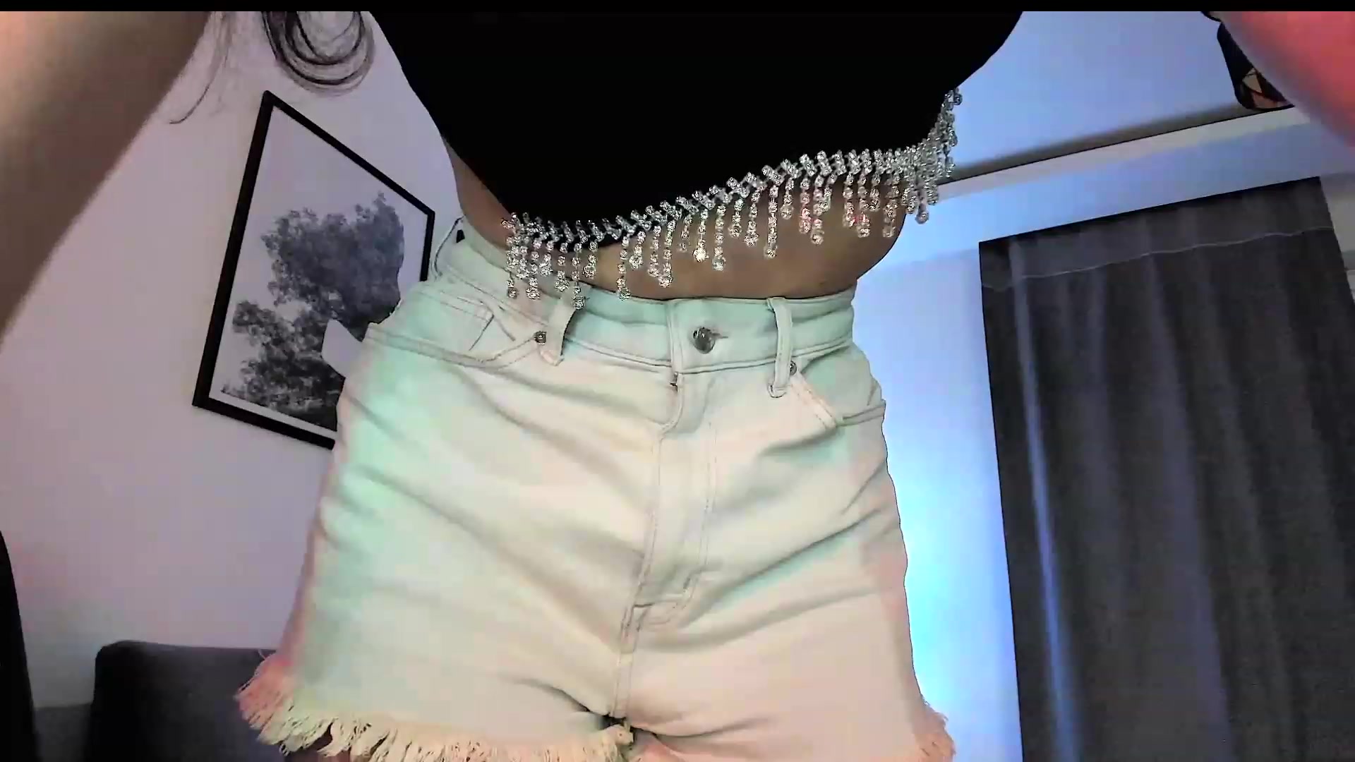 Gallery image thumbnail from Amber_Fry's myfreecams stream on, 01/04/2024, 18:01 image 7 of 20