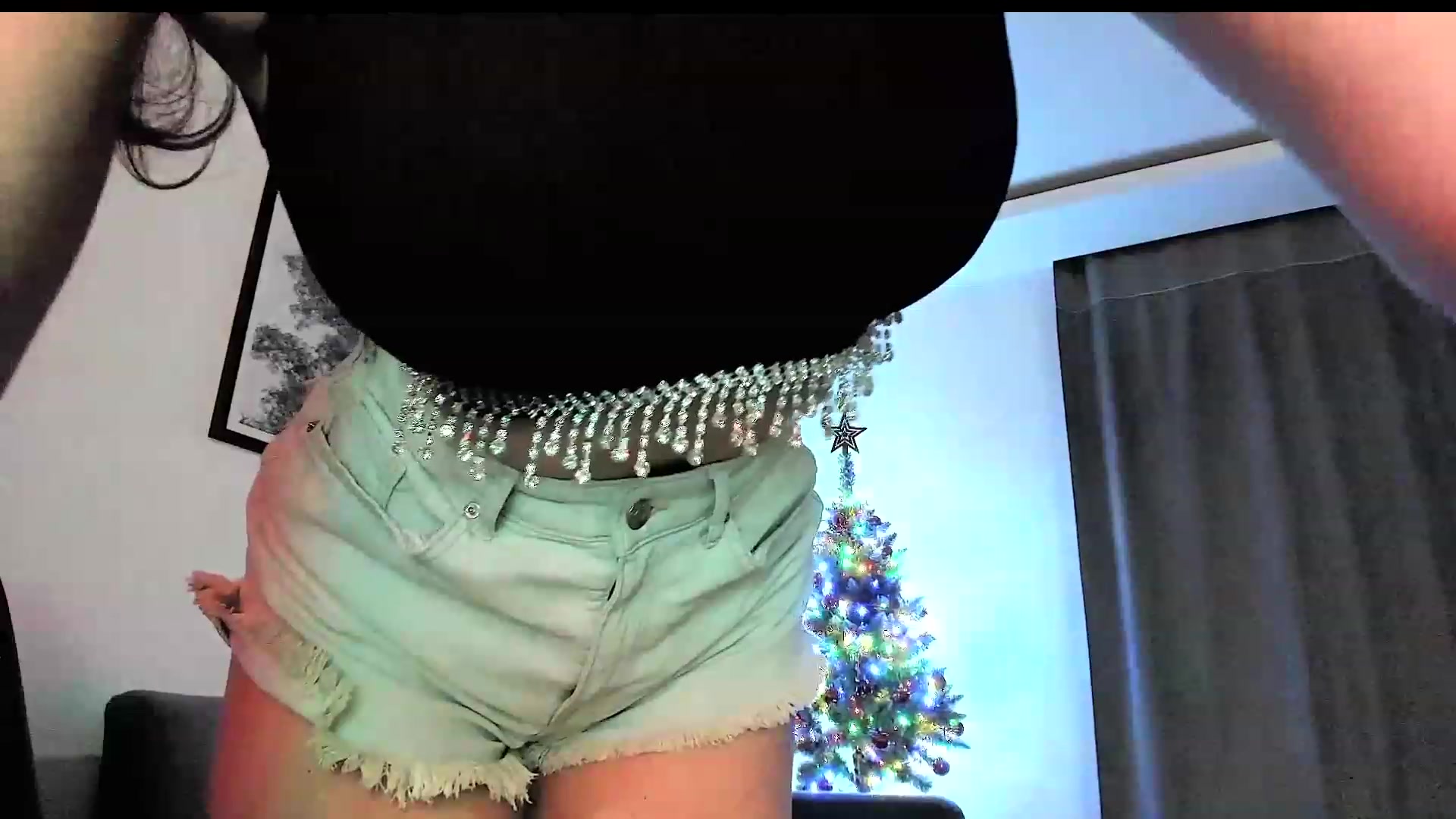 Gallery image thumbnail from Amber_Fry's myfreecams stream on, 01/04/2024, 18:01 image 14 of 20