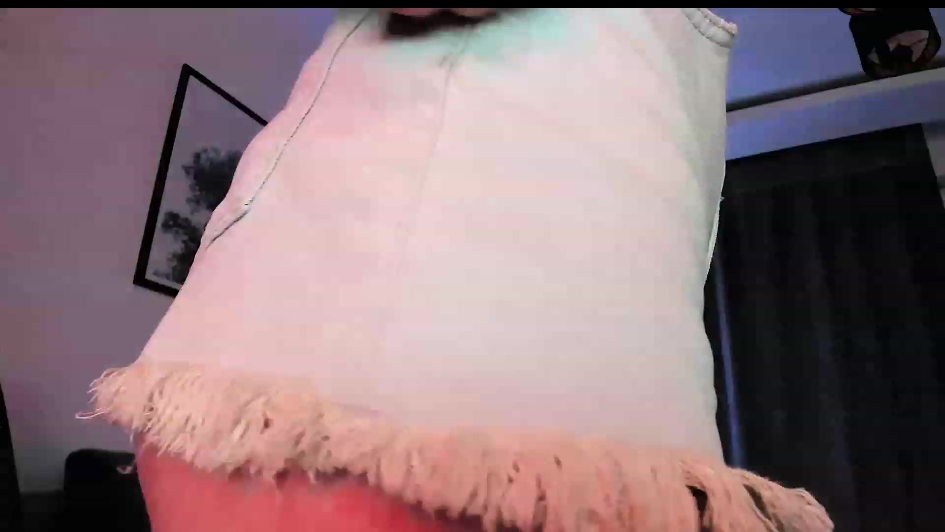 Gallery image thumbnail from Amber_Fry's myfreecams stream on, 01/04/2024, 18:01 image 11 of 20