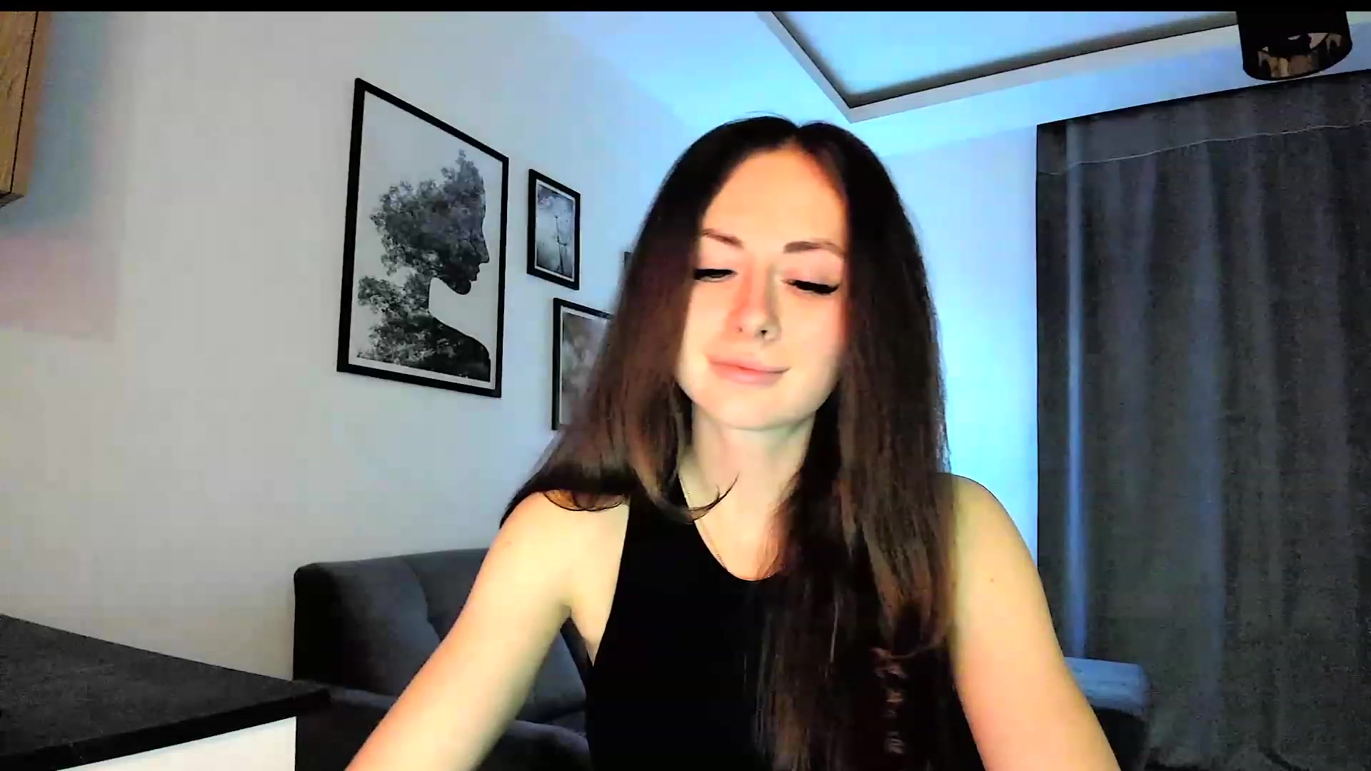 Gallery image thumbnail from Amber_Fry's myfreecams stream on, 01/04/2024, 18:01 image 3 of 20