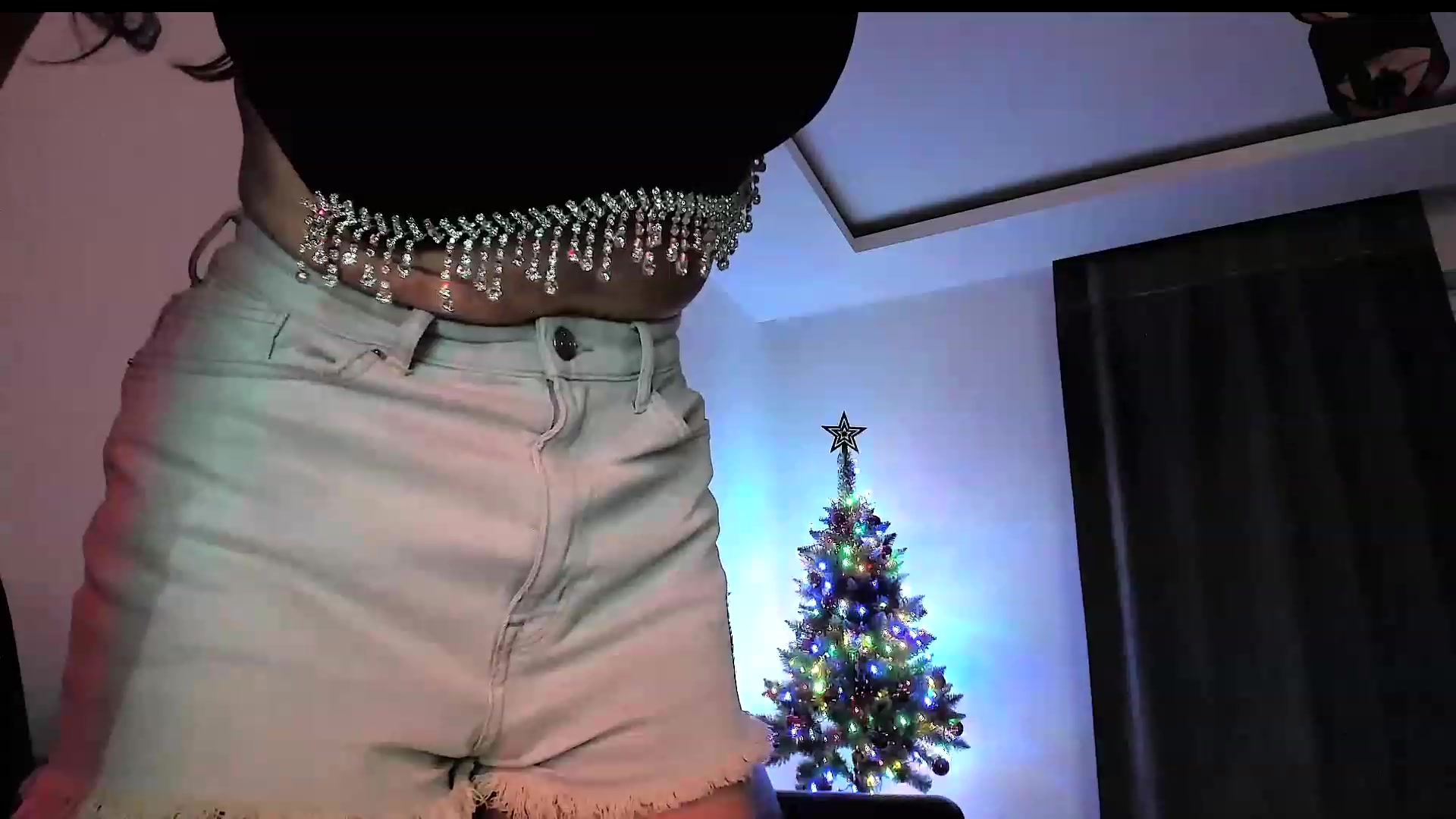 Gallery image thumbnail from Amber_Fry's myfreecams stream on, 01/04/2024, 18:01 image 10 of 20