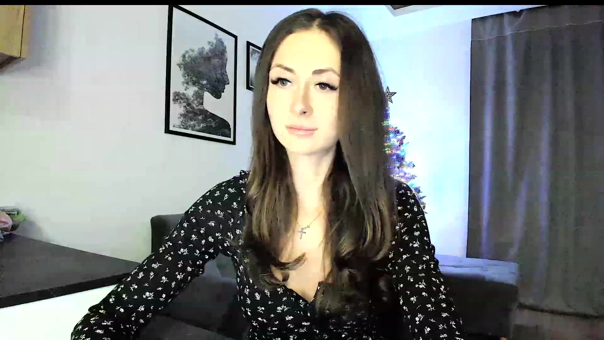 Gallery image thumbnail from Amber_Fry's myfreecams stream on, 01/05/2024, 19:31 image 3 of 20