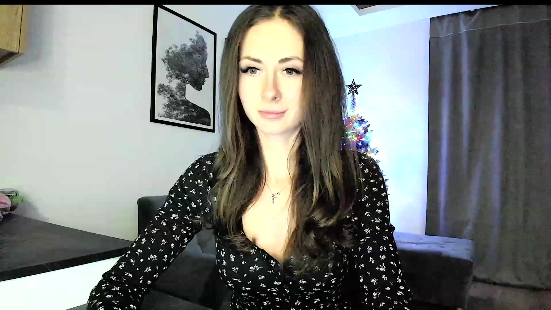Gallery image thumbnail from Amber_Fry's myfreecams stream on, 01/05/2024, 19:31 image 1 of 20