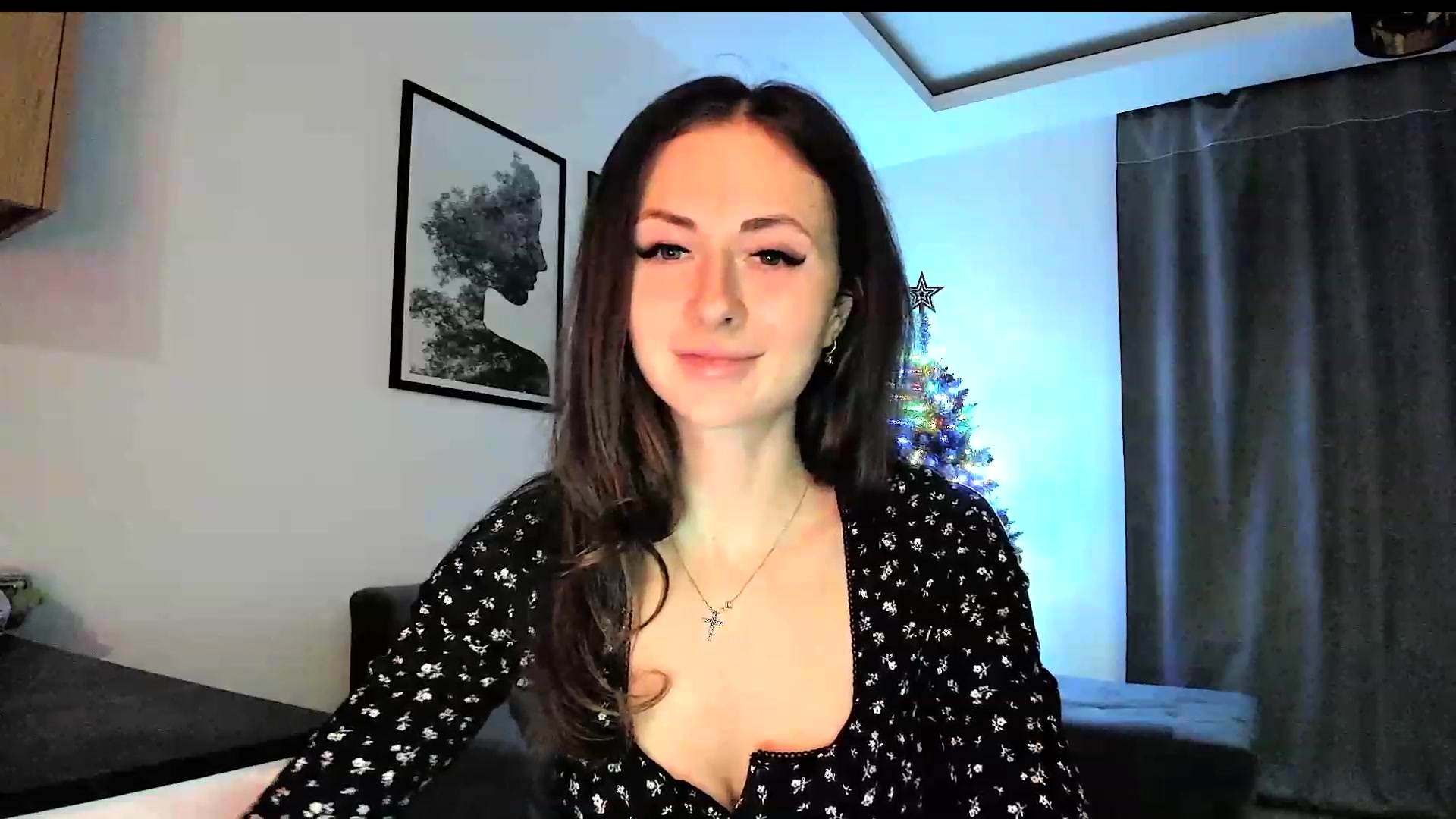 Gallery image thumbnail from Amber_Fry's myfreecams stream on, 01/05/2024, 19:31 image 12 of 20