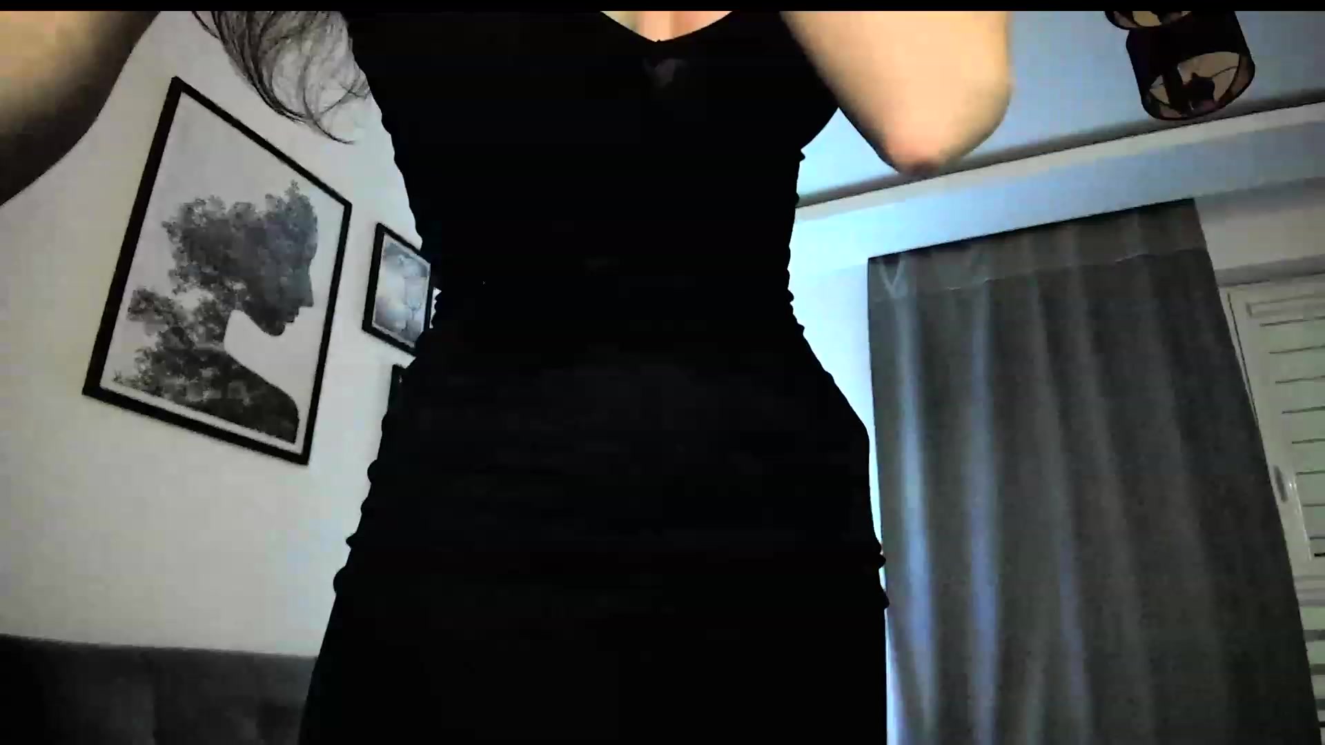 Gallery image thumbnail from Amber_Fry's myfreecams stream on, 01/16/2024, 17:43 image 16 of 20