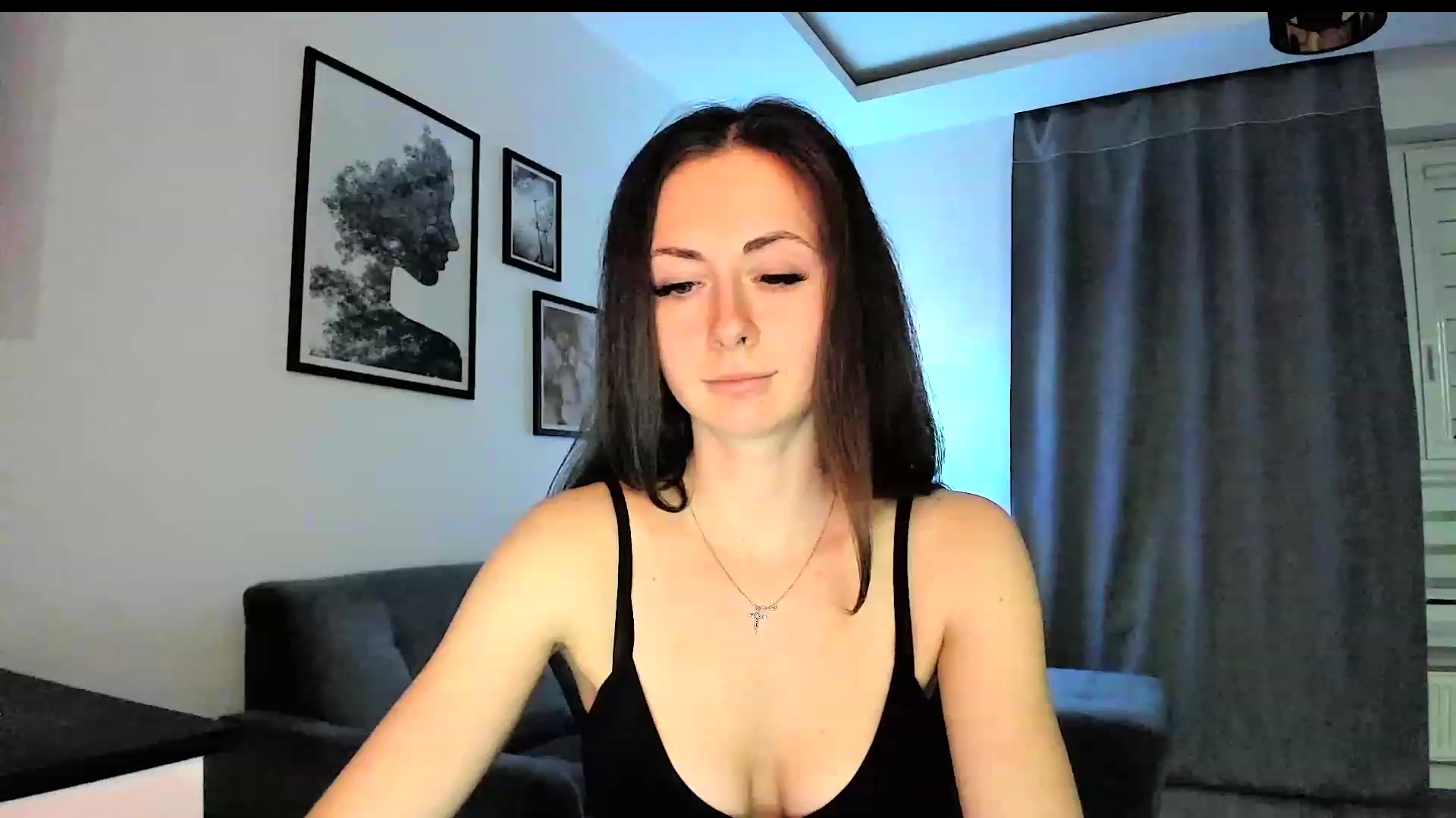 Gallery image thumbnail from Amber_Fry's myfreecams stream on, 01/16/2024, 18:41 image 12 of 20