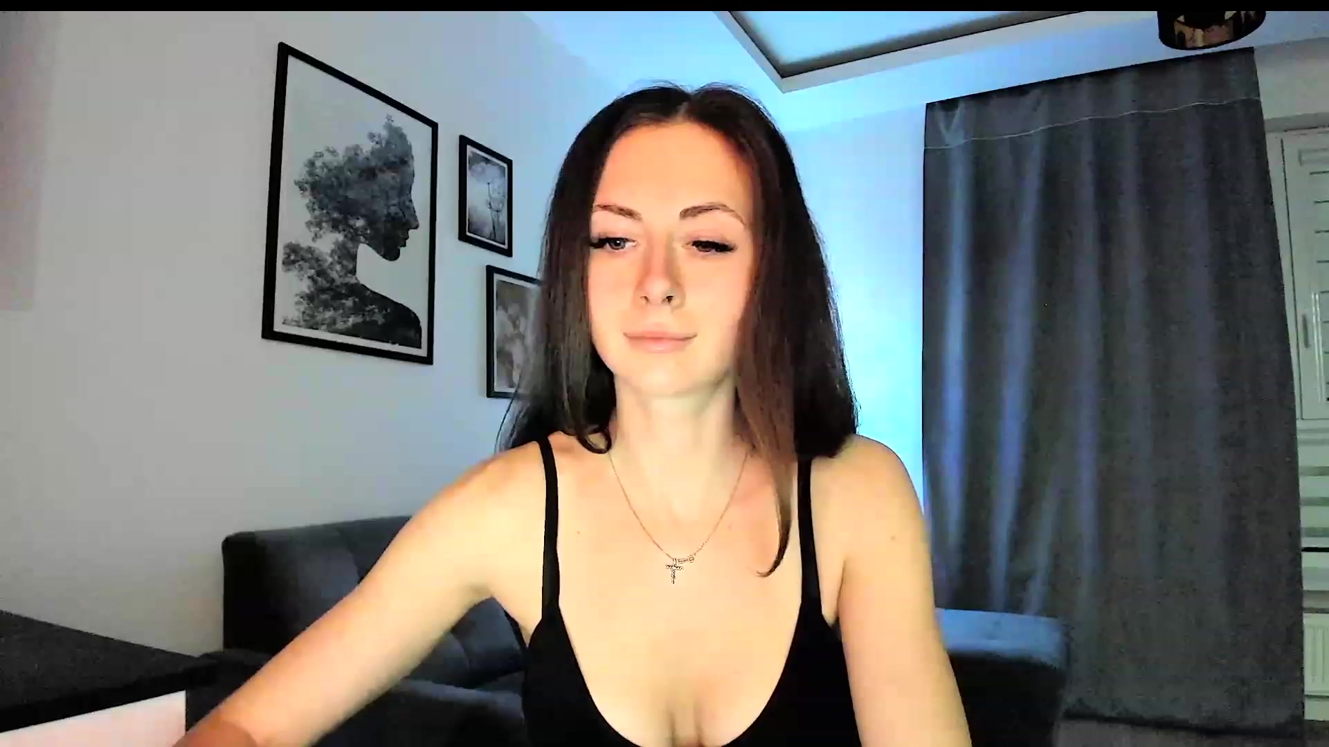Gallery image thumbnail from Amber_Fry's myfreecams stream on, 01/16/2024, 18:41 image 10 of 20