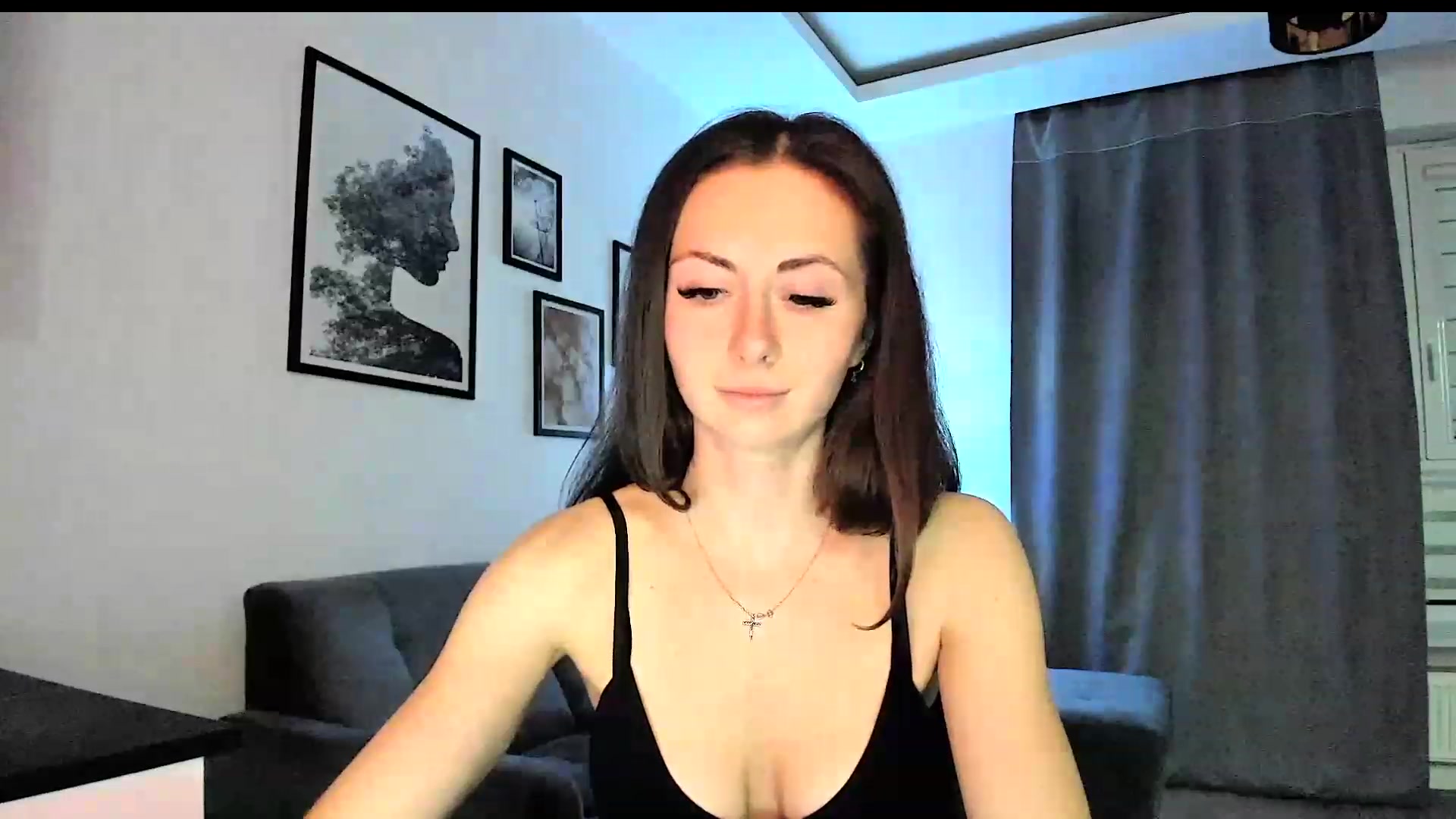Gallery image thumbnail from Amber_Fry's myfreecams stream on, 01/16/2024, 18:41 image 15 of 20