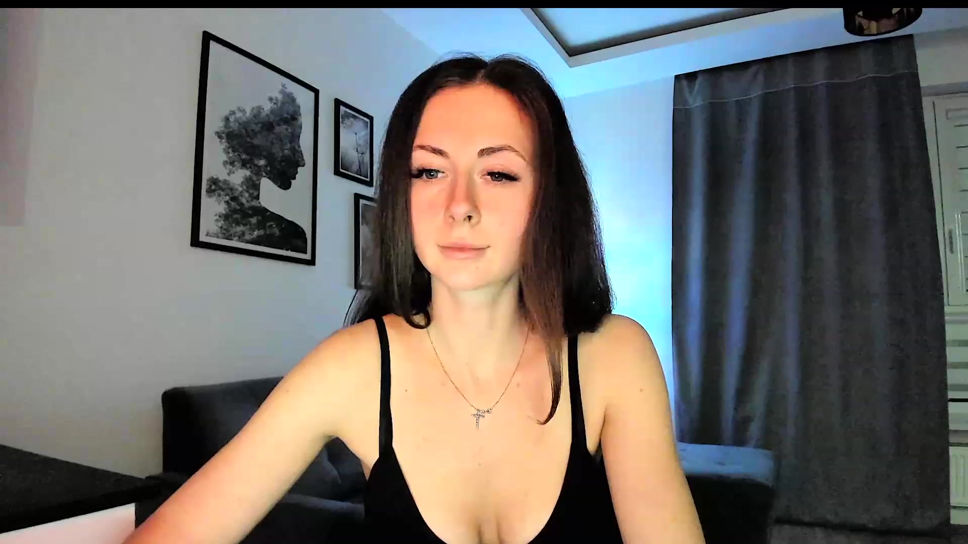 Gallery image thumbnail from Amber_Fry's myfreecams stream on, 01/16/2024, 18:41 image 7 of 20