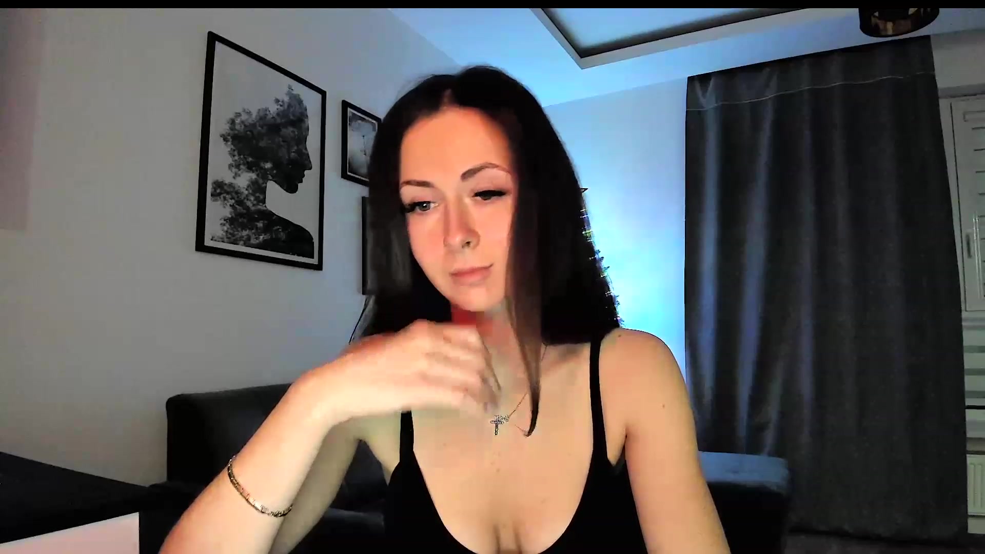 Gallery image thumbnail from Amber_Fry's myfreecams stream on, 01/16/2024, 18:41 image 13 of 20